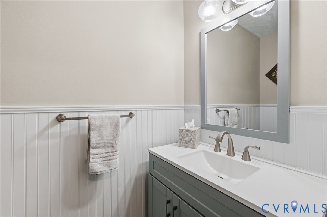 1109 Swissvale Pl