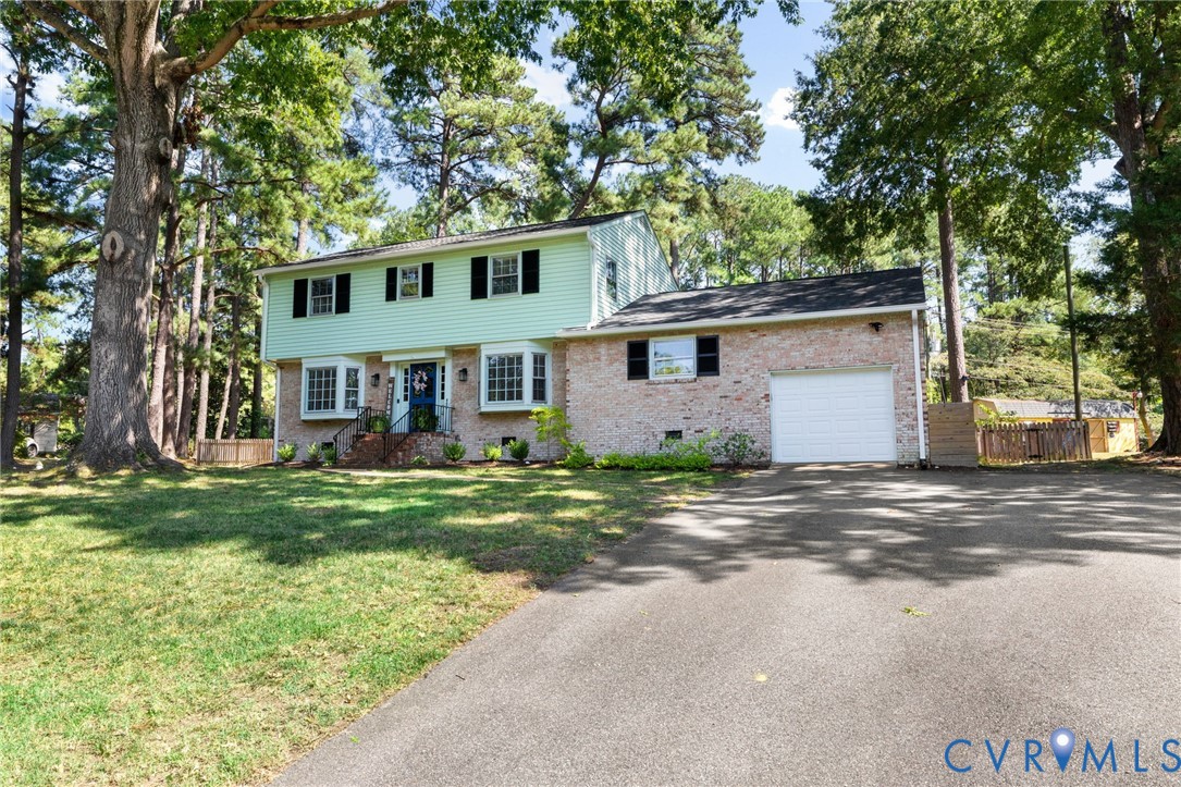 1109 Swissvale Pl