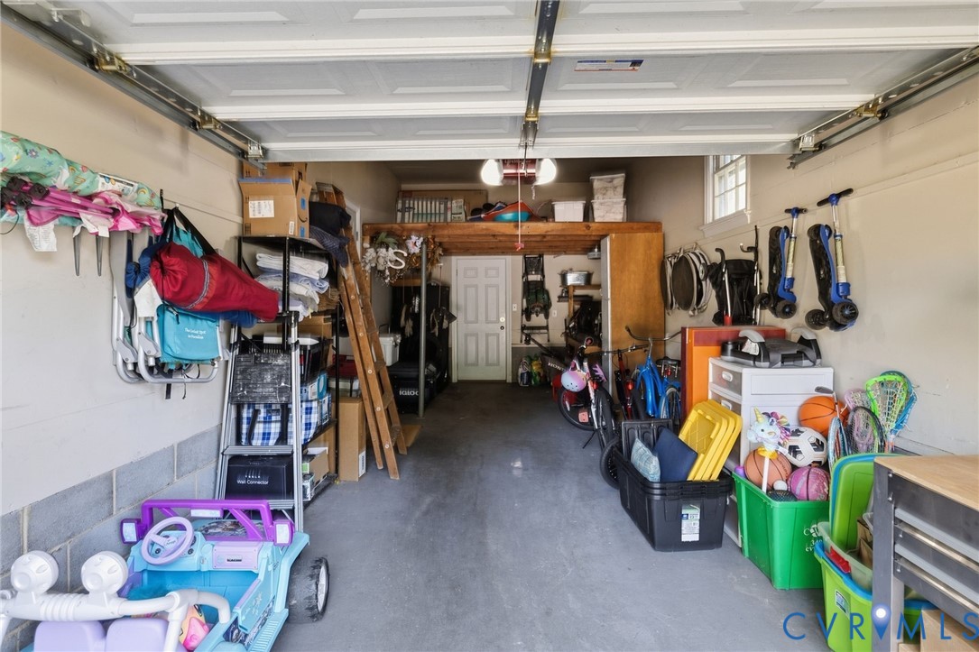 1109 Swissvale Pl