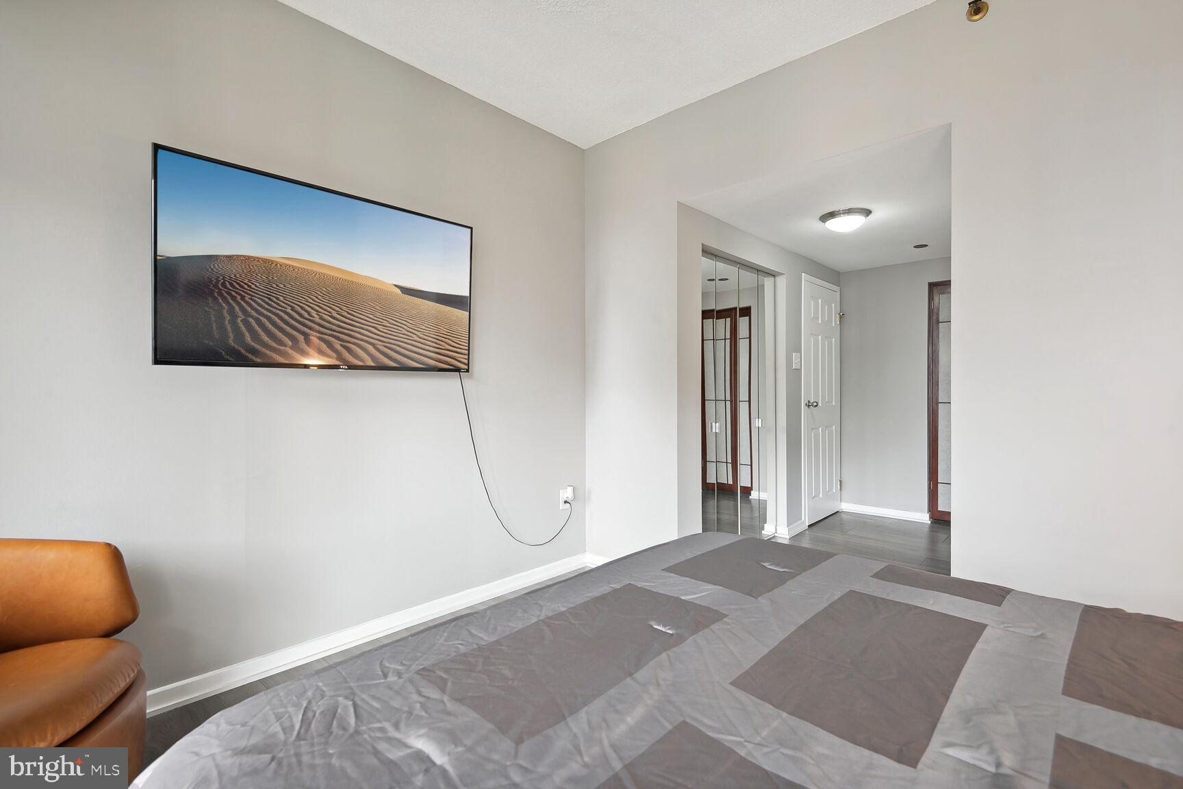 1530 Key Blvd #1219