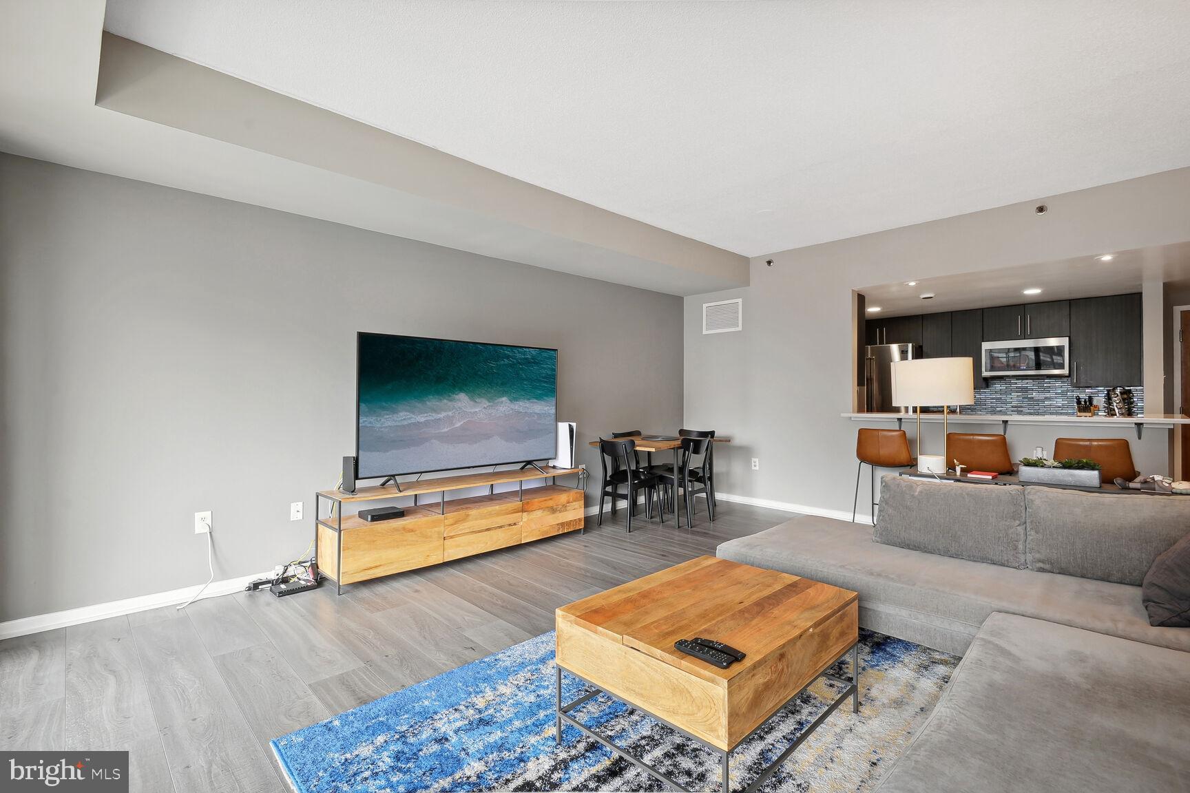 1530 Key Blvd #1219