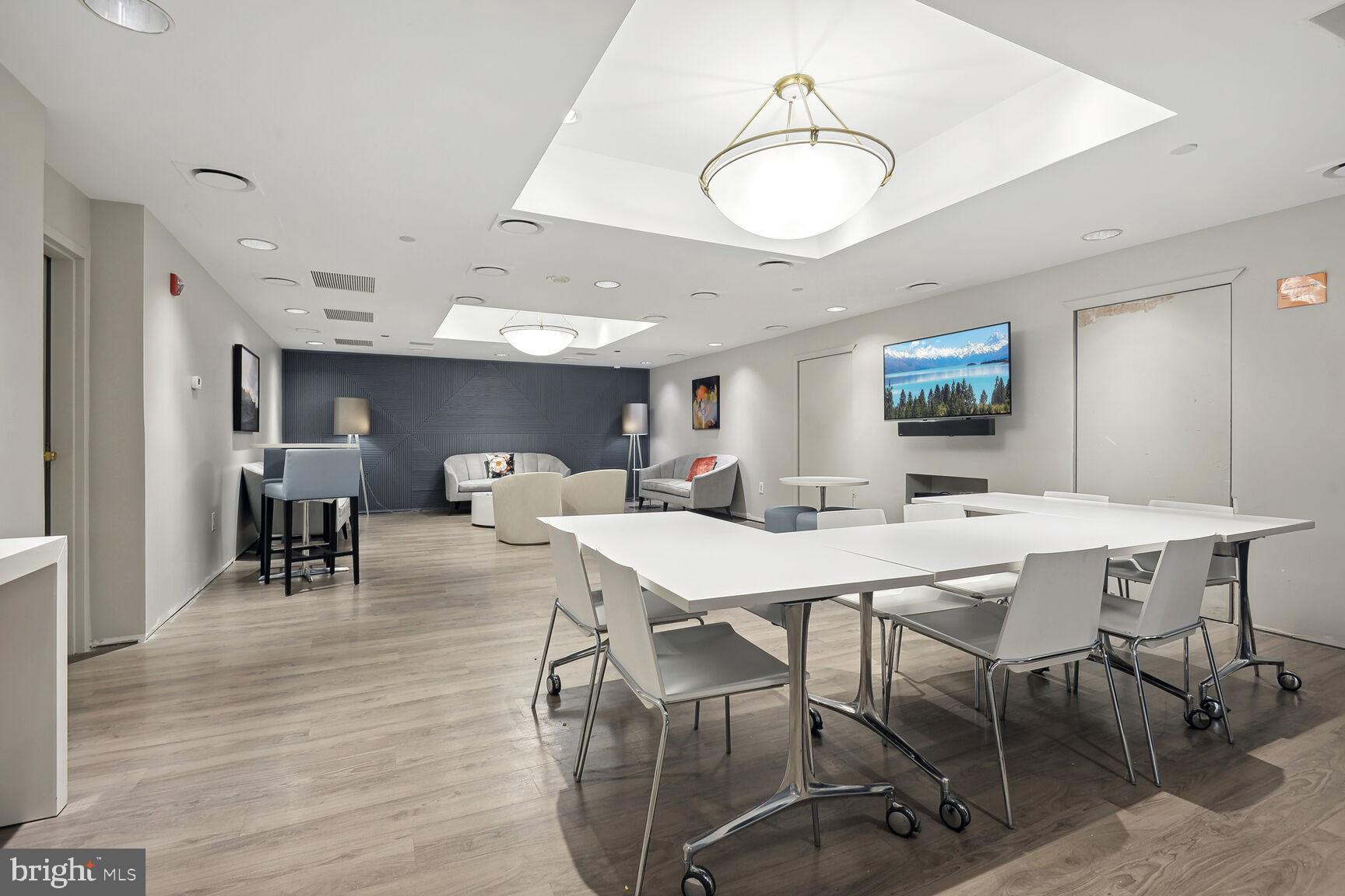 1530 Key Blvd #1219