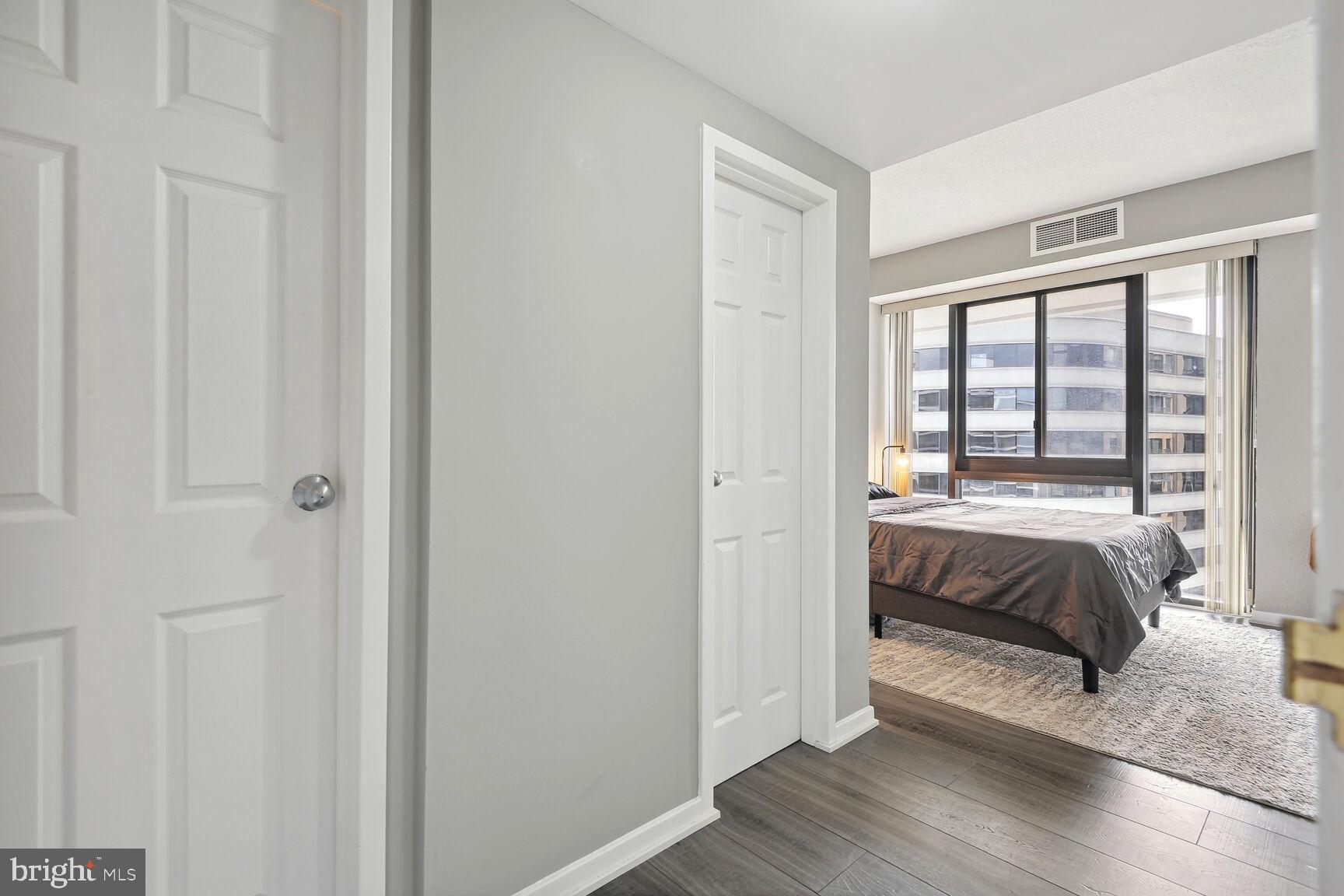 1530 Key Blvd #1219