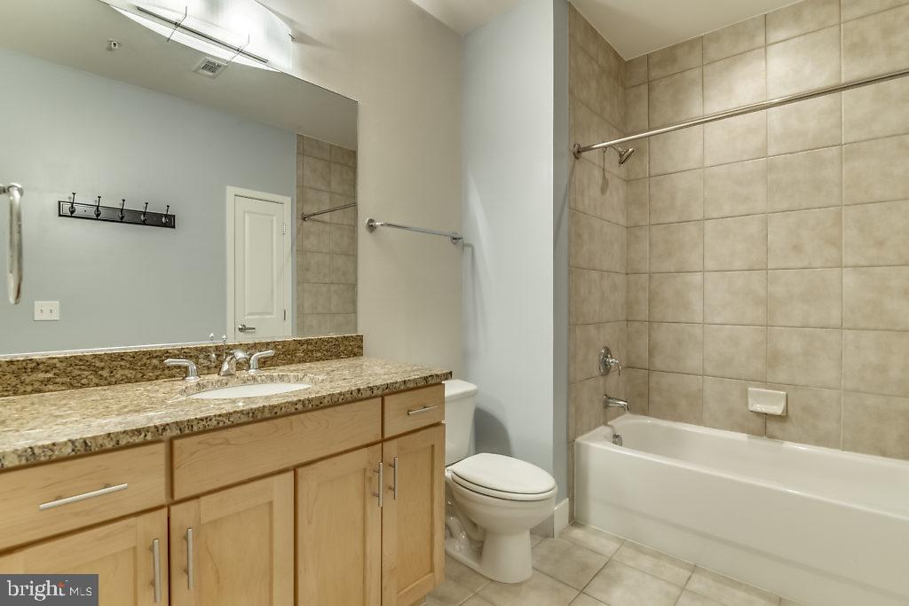 1800 Wilson Blvd #141