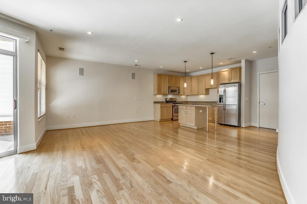 1800 Wilson Blvd #141