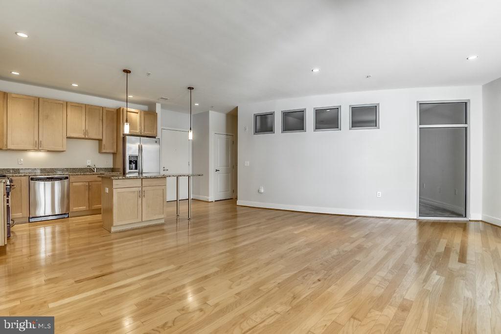 1800 Wilson Blvd #141