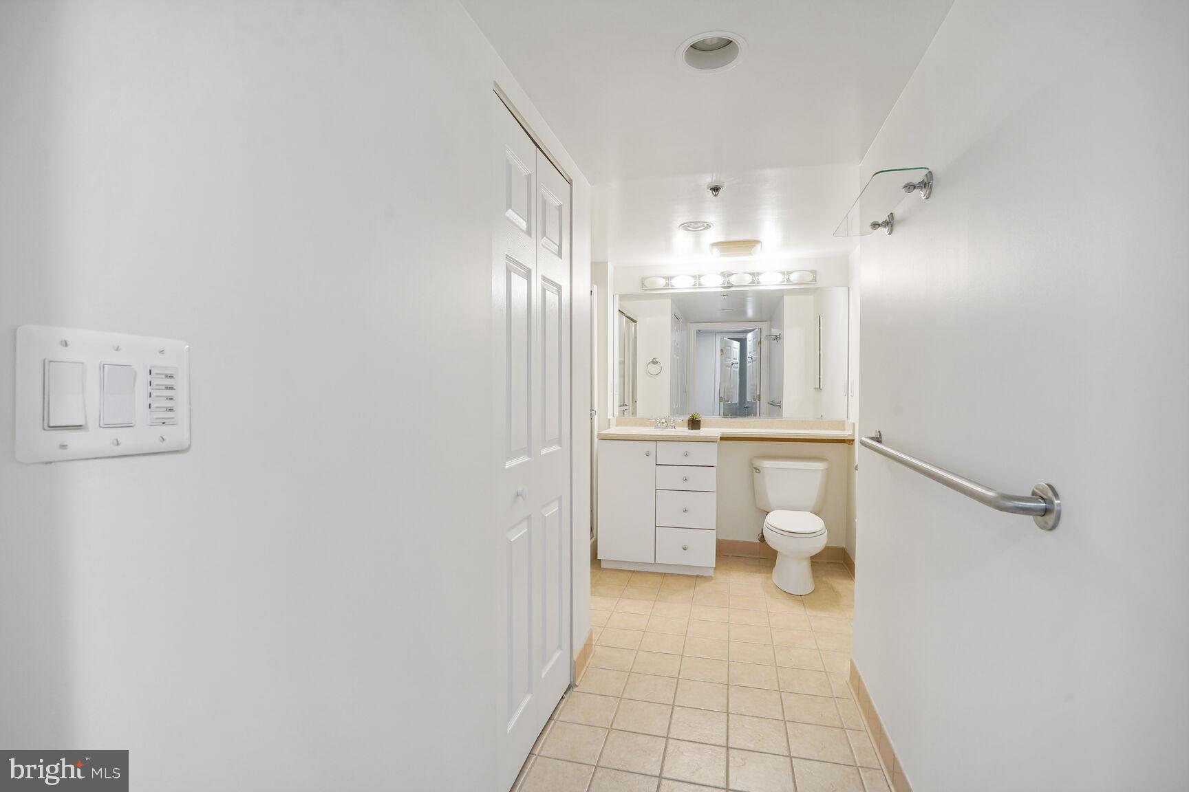 900 N Taylor St #1417