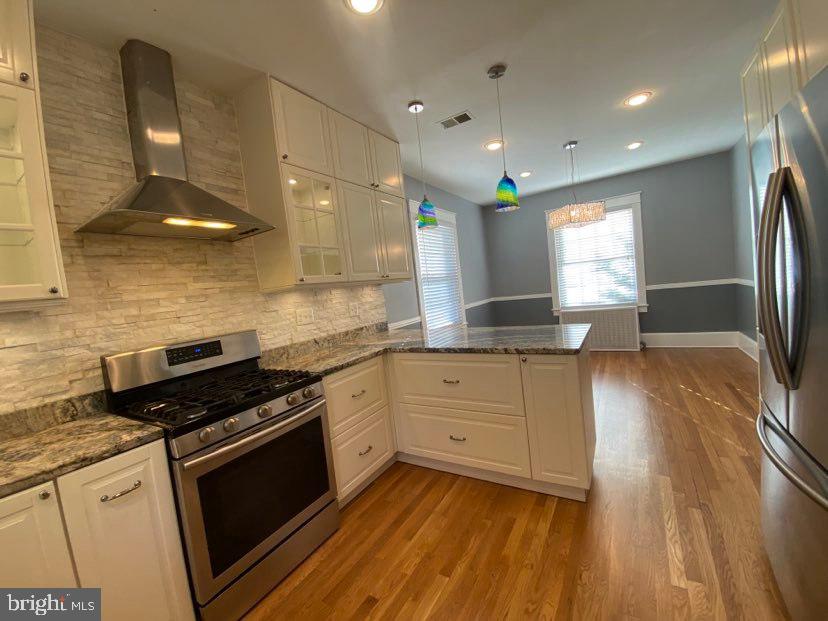 1407 N Glebe Rd