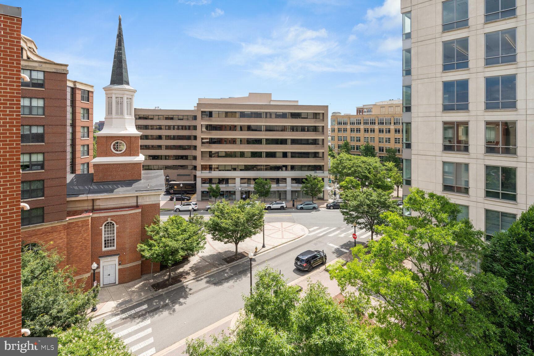 1200 N Hartford St N #604