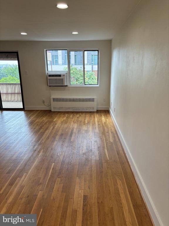 1565 N COLONIAL TER #404-Z