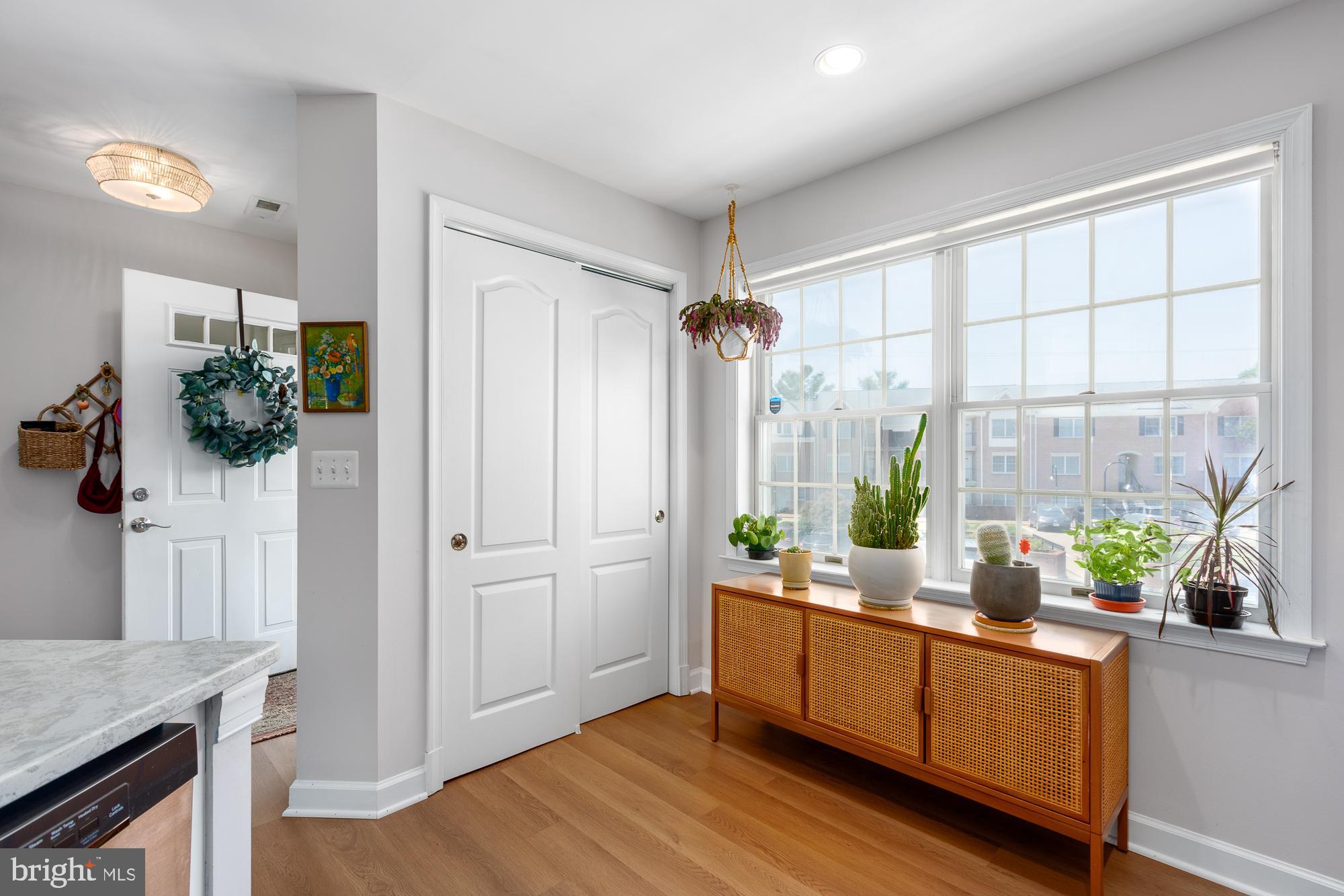 6916 Fairfax Dr #314