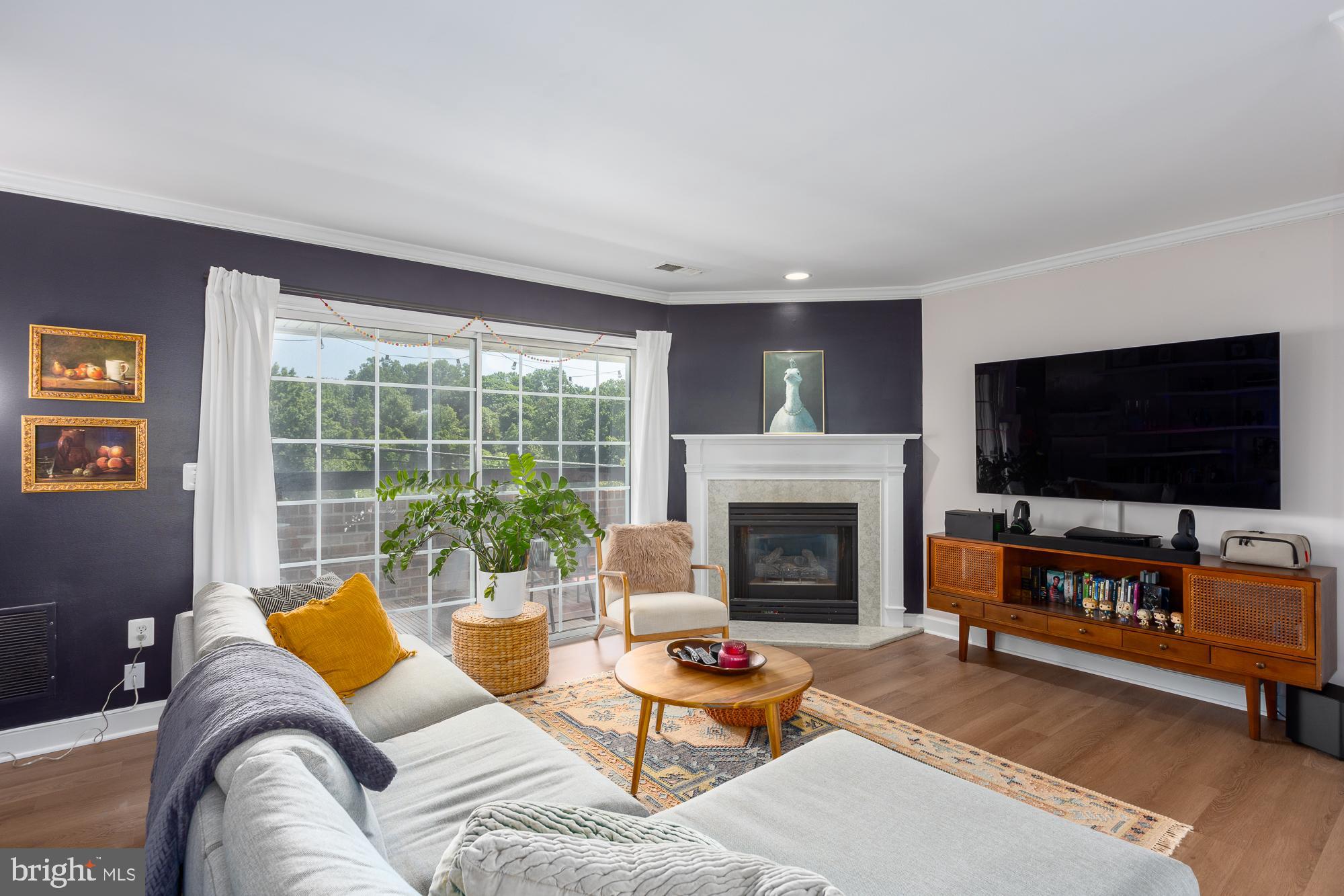 6916 Fairfax Dr #314