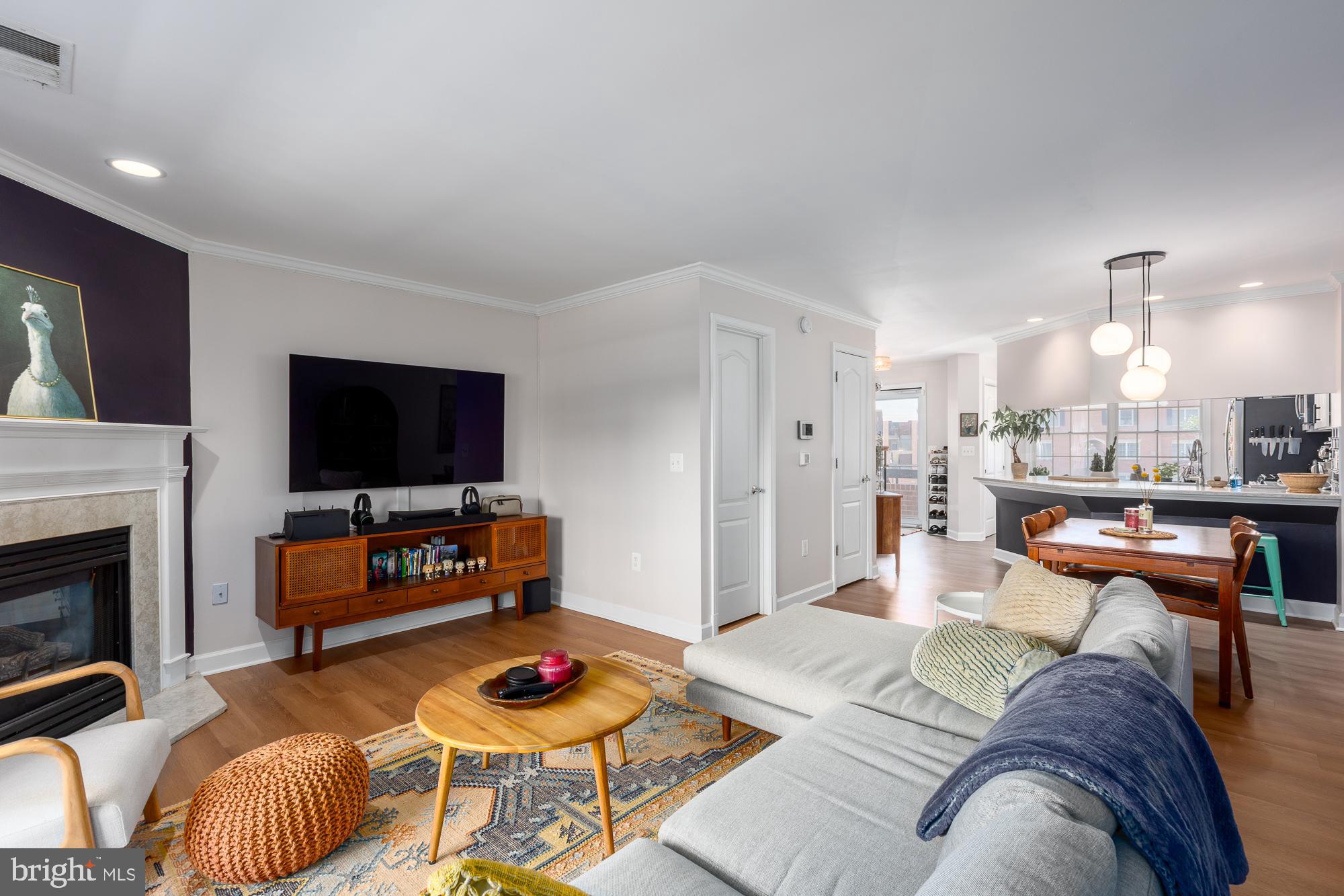 6916 Fairfax Dr #314