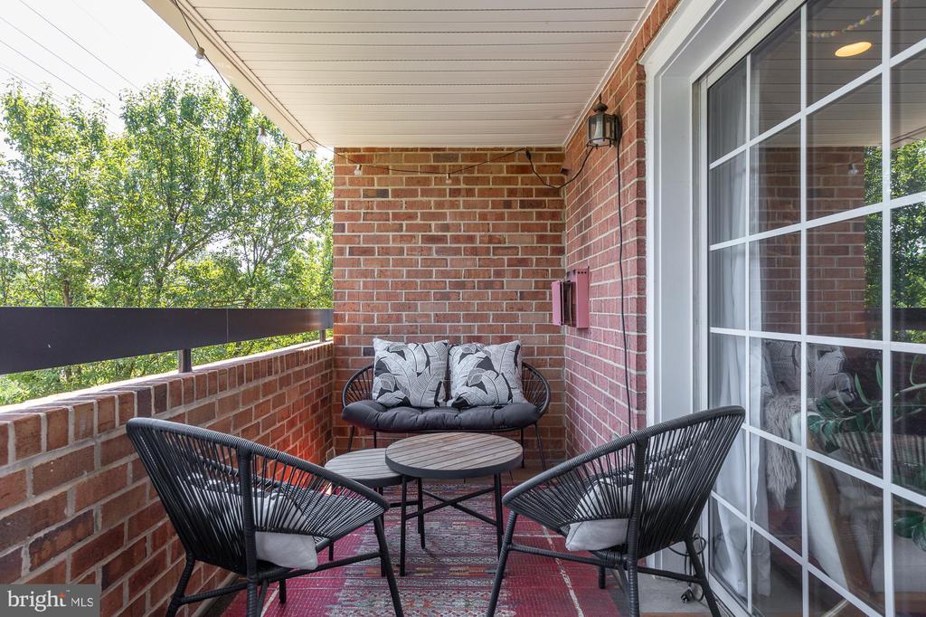 6916 Fairfax Dr #314