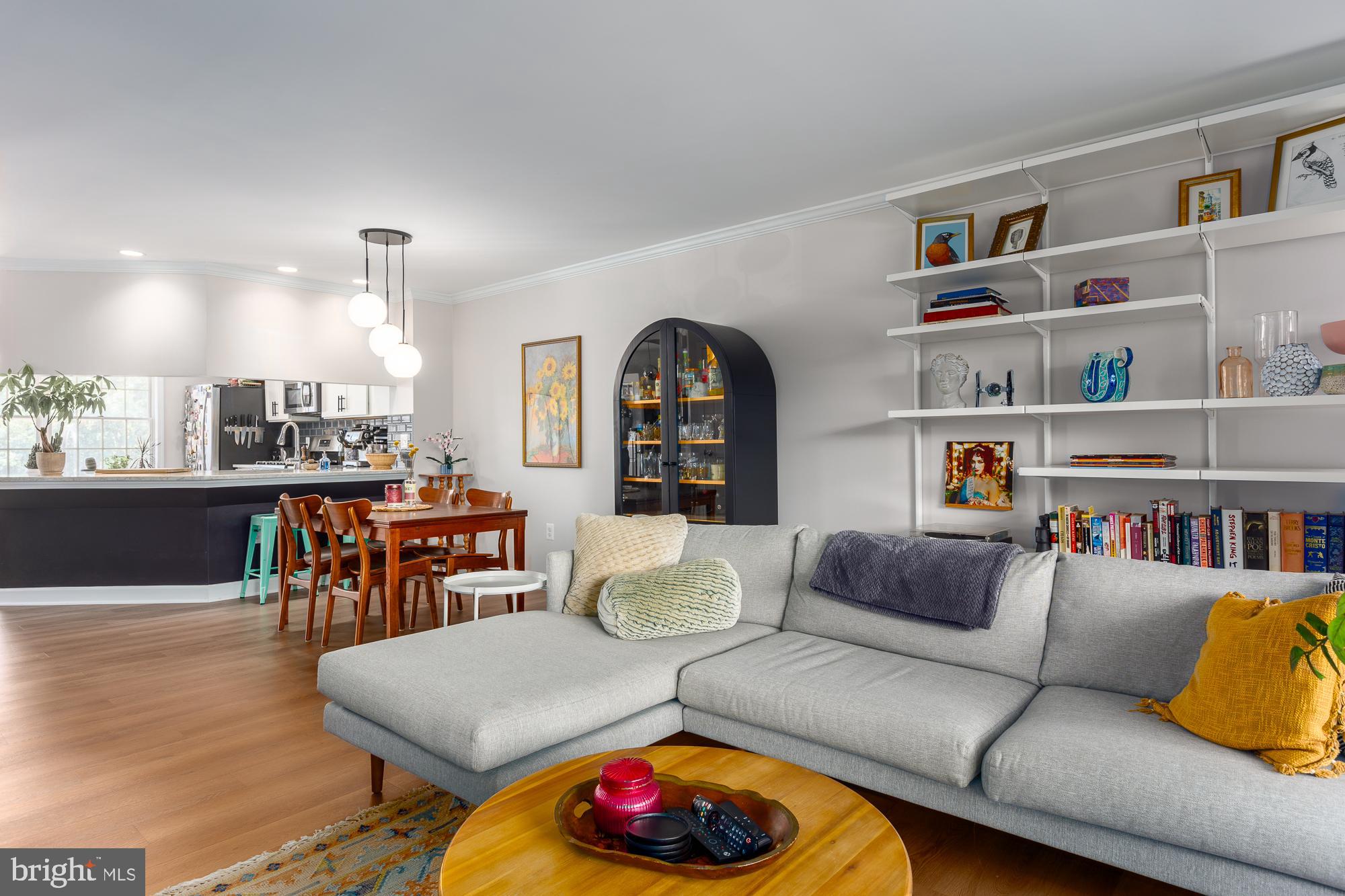 6916 Fairfax Dr #314