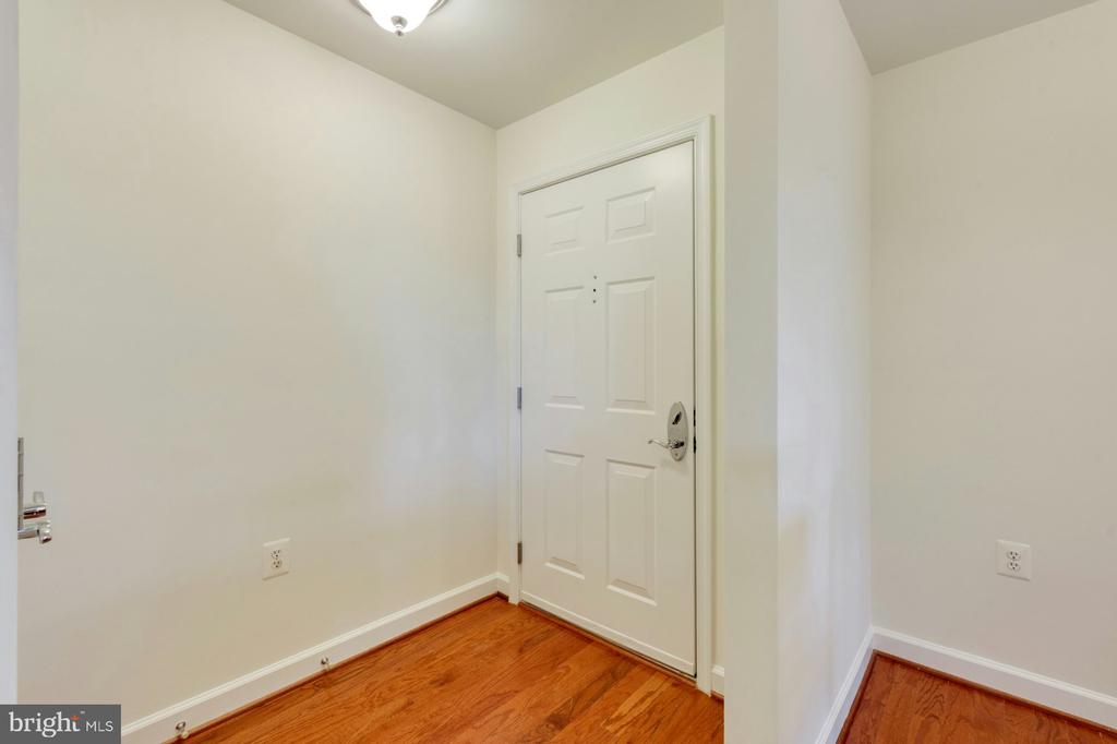 4113 S Four Mile Run Dr #201