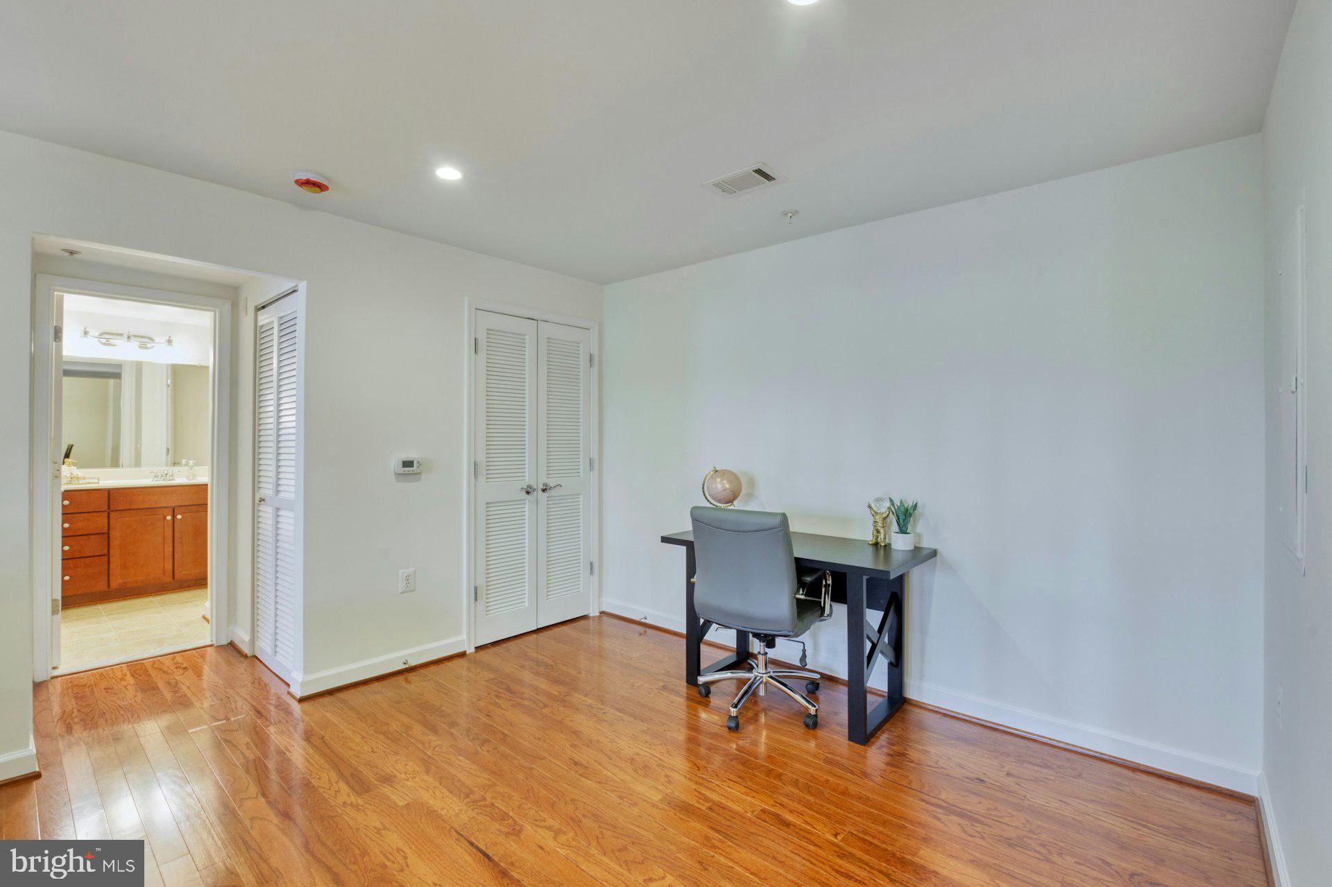 4113 S Four Mile Run Dr #201