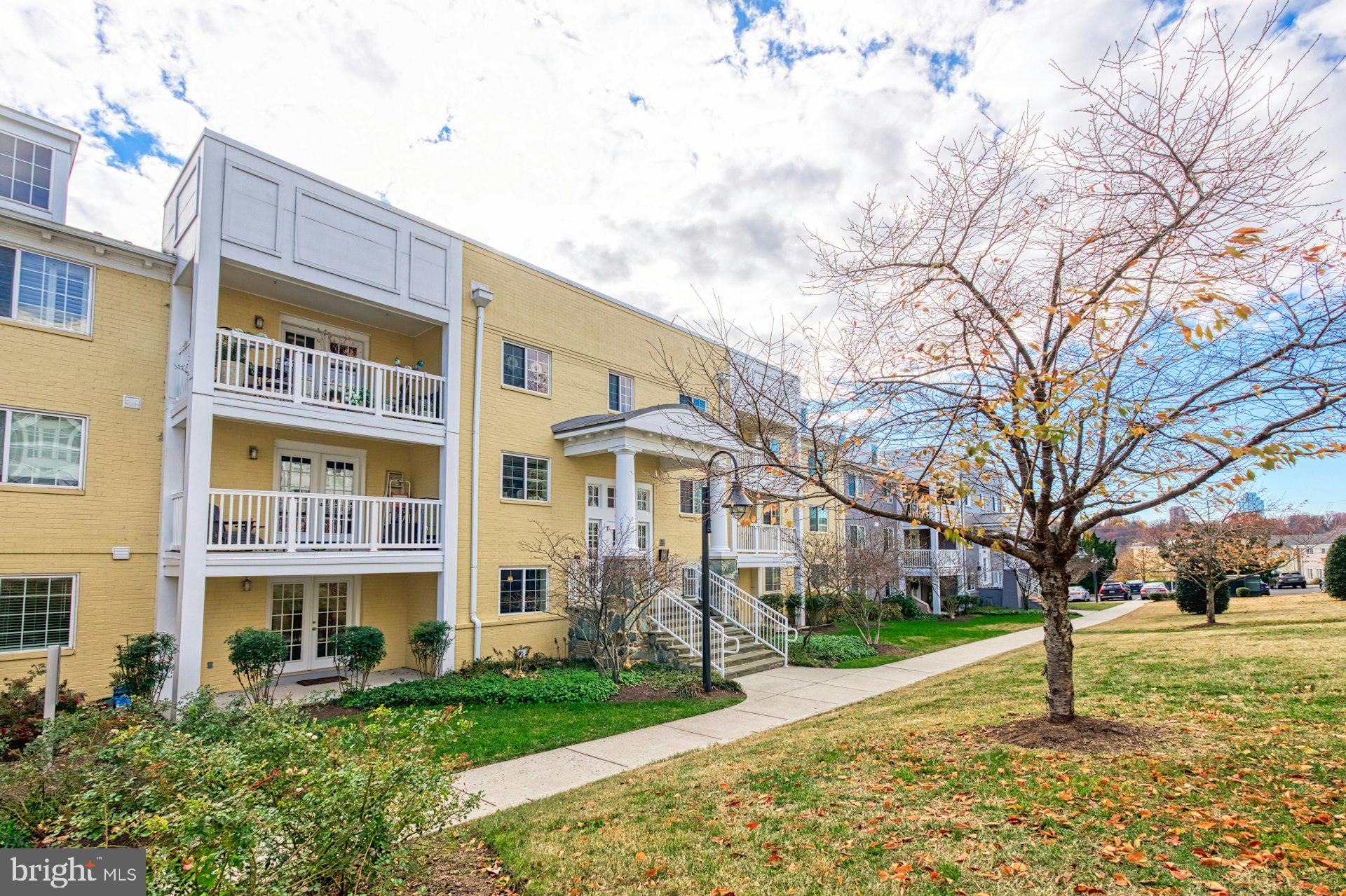 4113 S Four Mile Run Dr #201