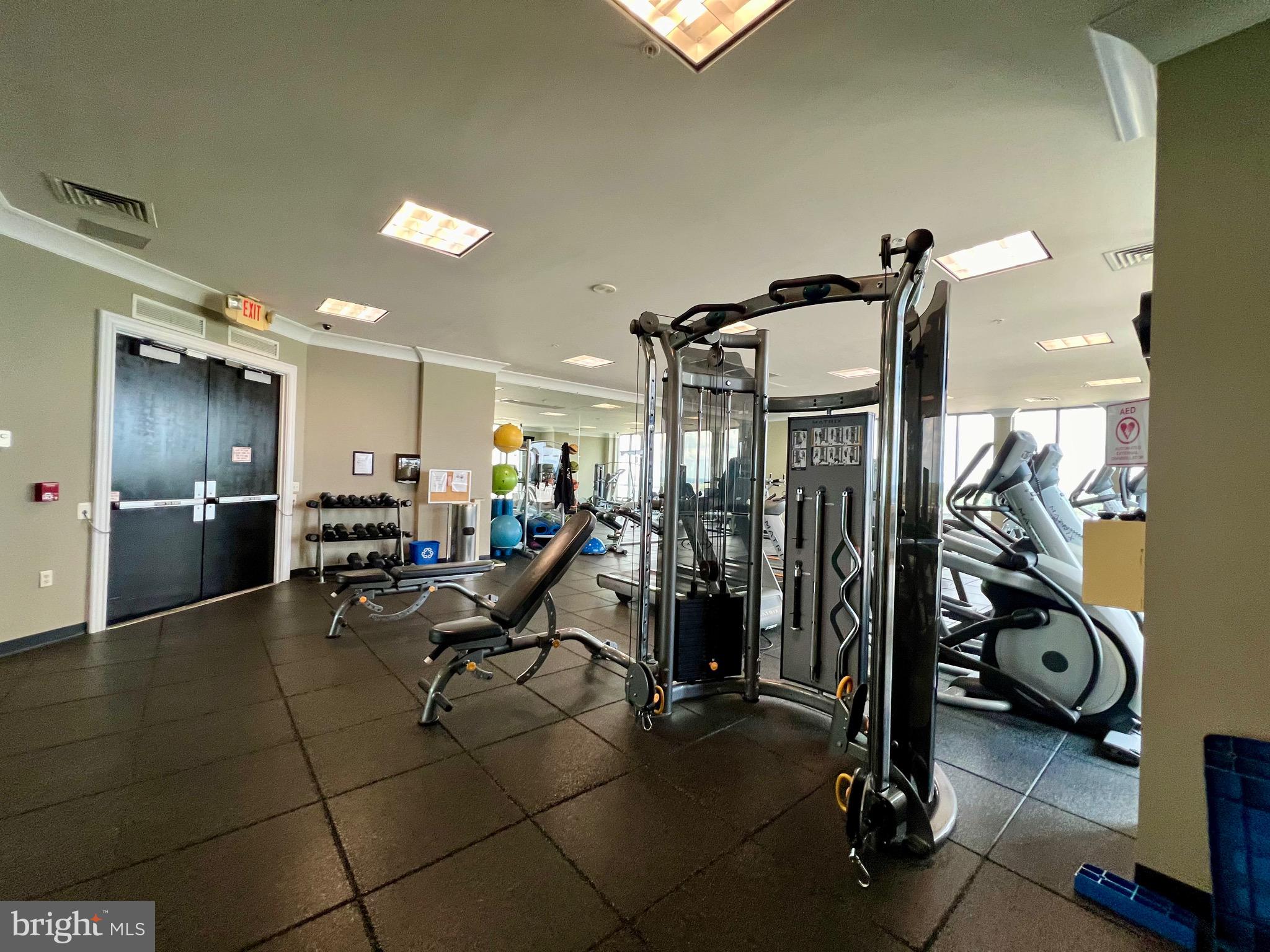 851 N GLEBE RD #604