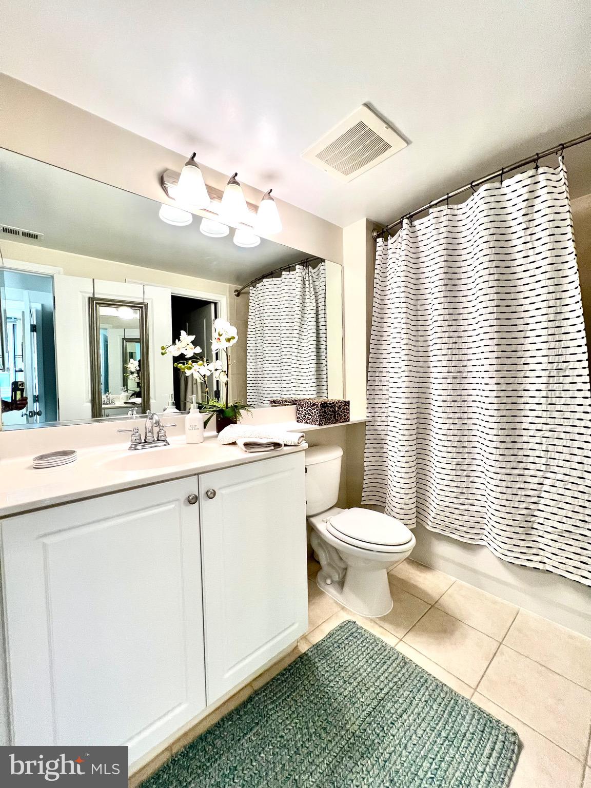 851 N GLEBE RD #604