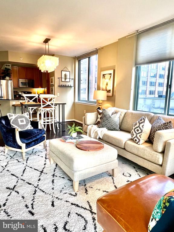 851 N GLEBE RD #604