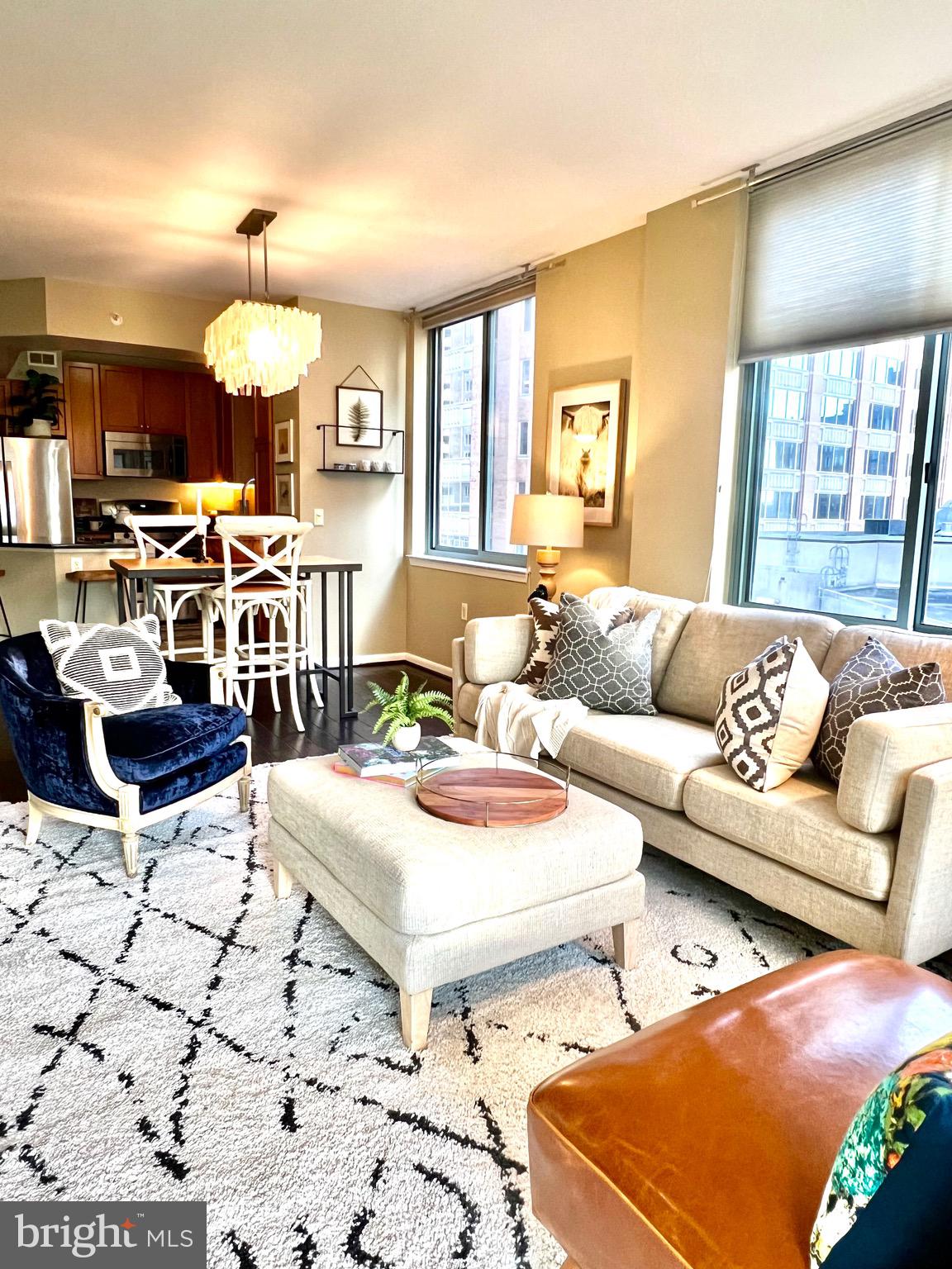 851 N GLEBE RD #604