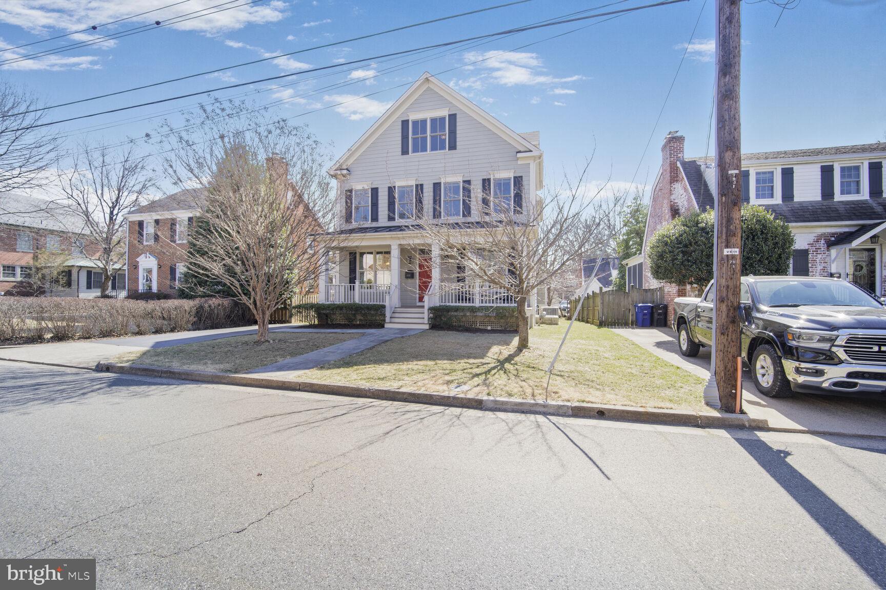 4814 25th Rd N