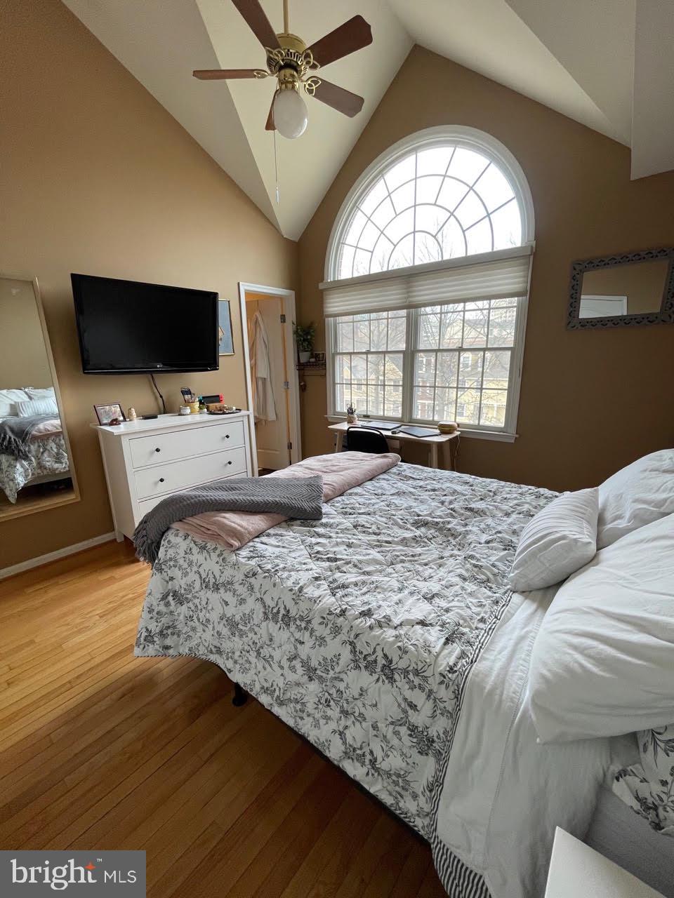 1125 N UTAH ST