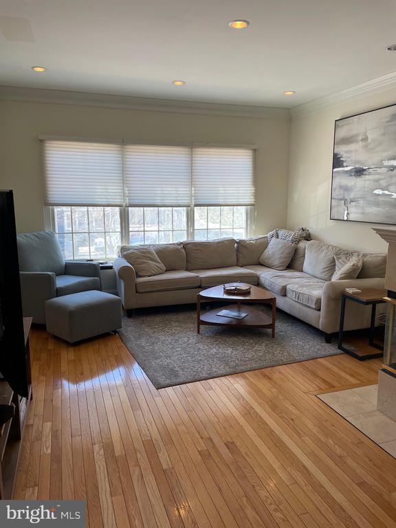 1125 N UTAH ST