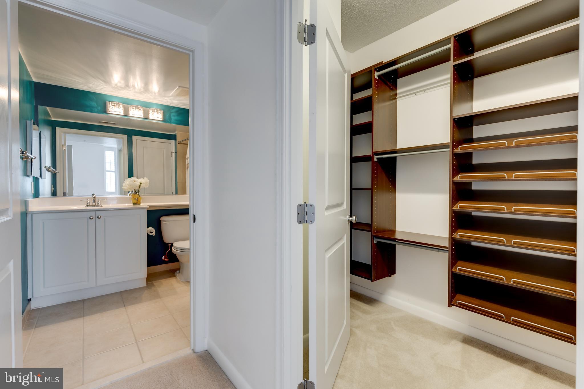 851 N GLEBE RD #1020