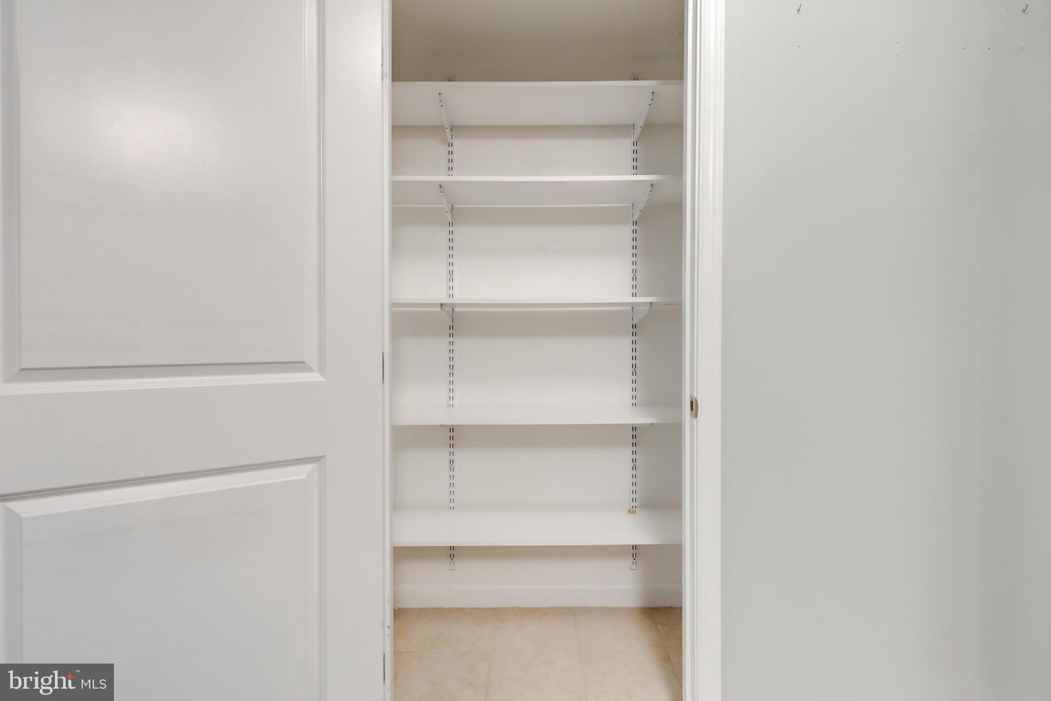 851 N GLEBE RD #1020