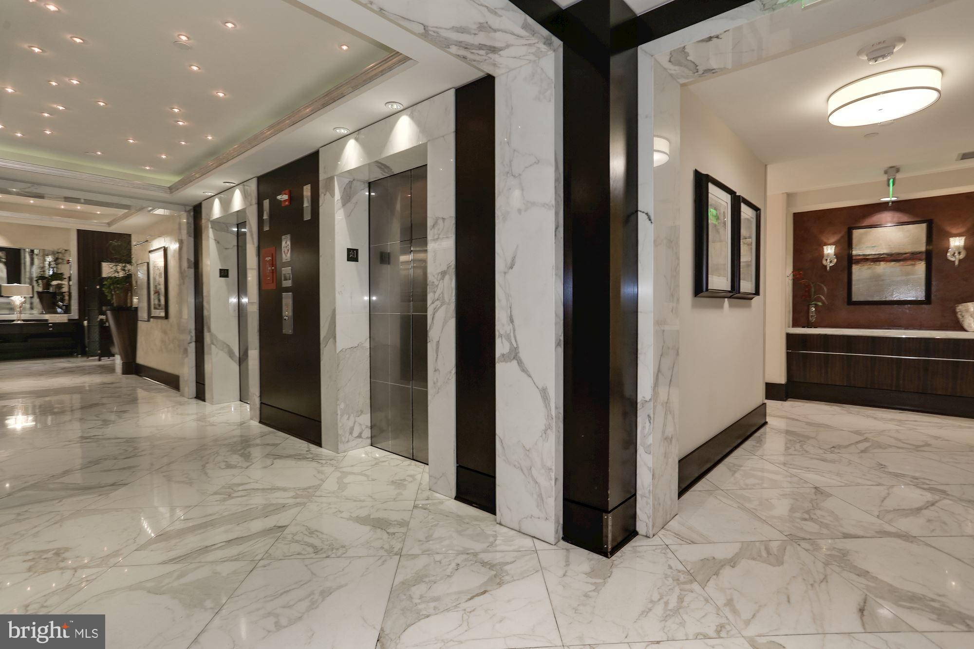 1111 19TH ST N #1703