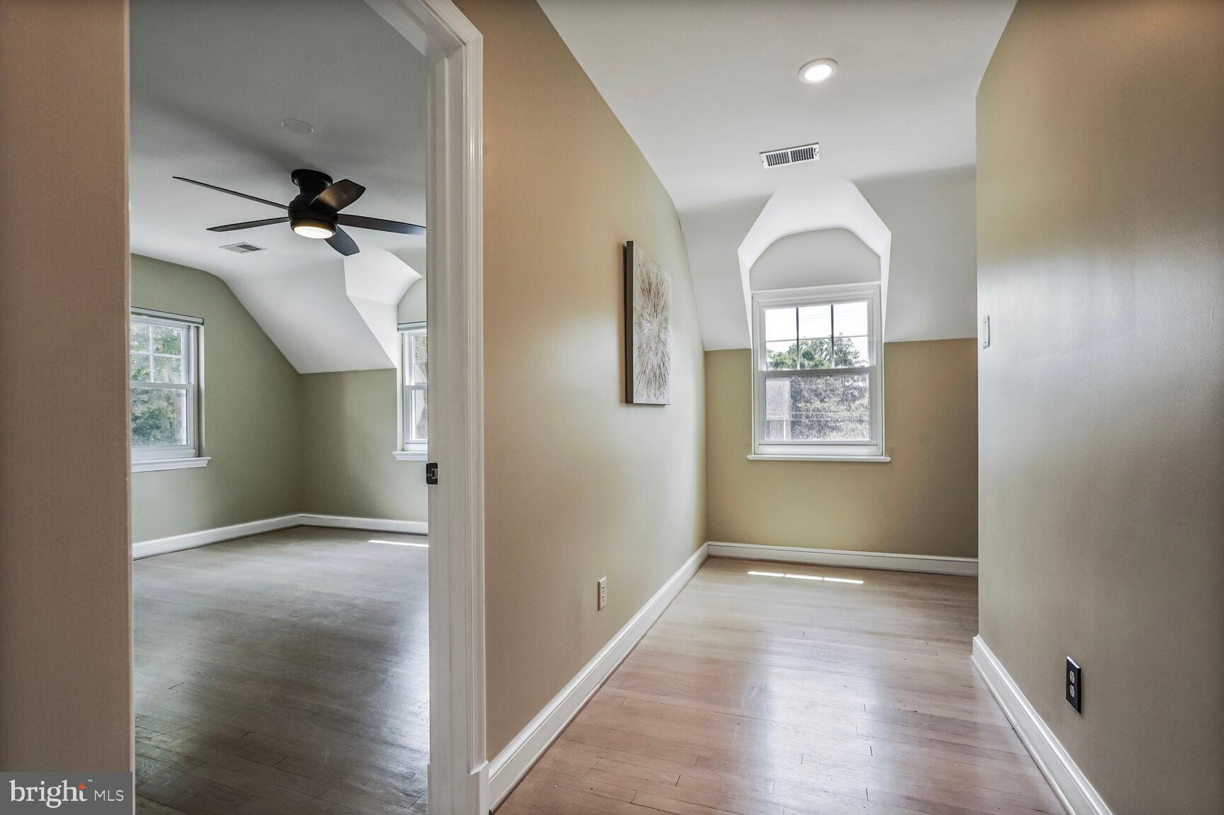 6111 Washington Blvd