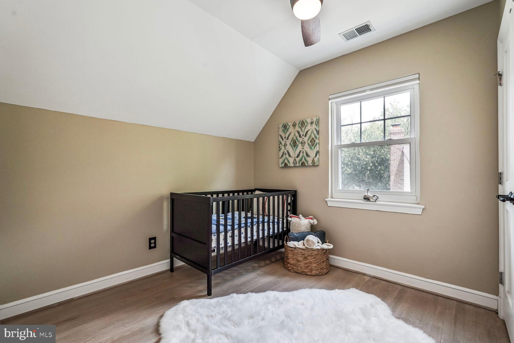 6111 Washington Blvd