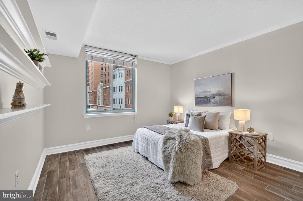 851 N Glebe Rd #411