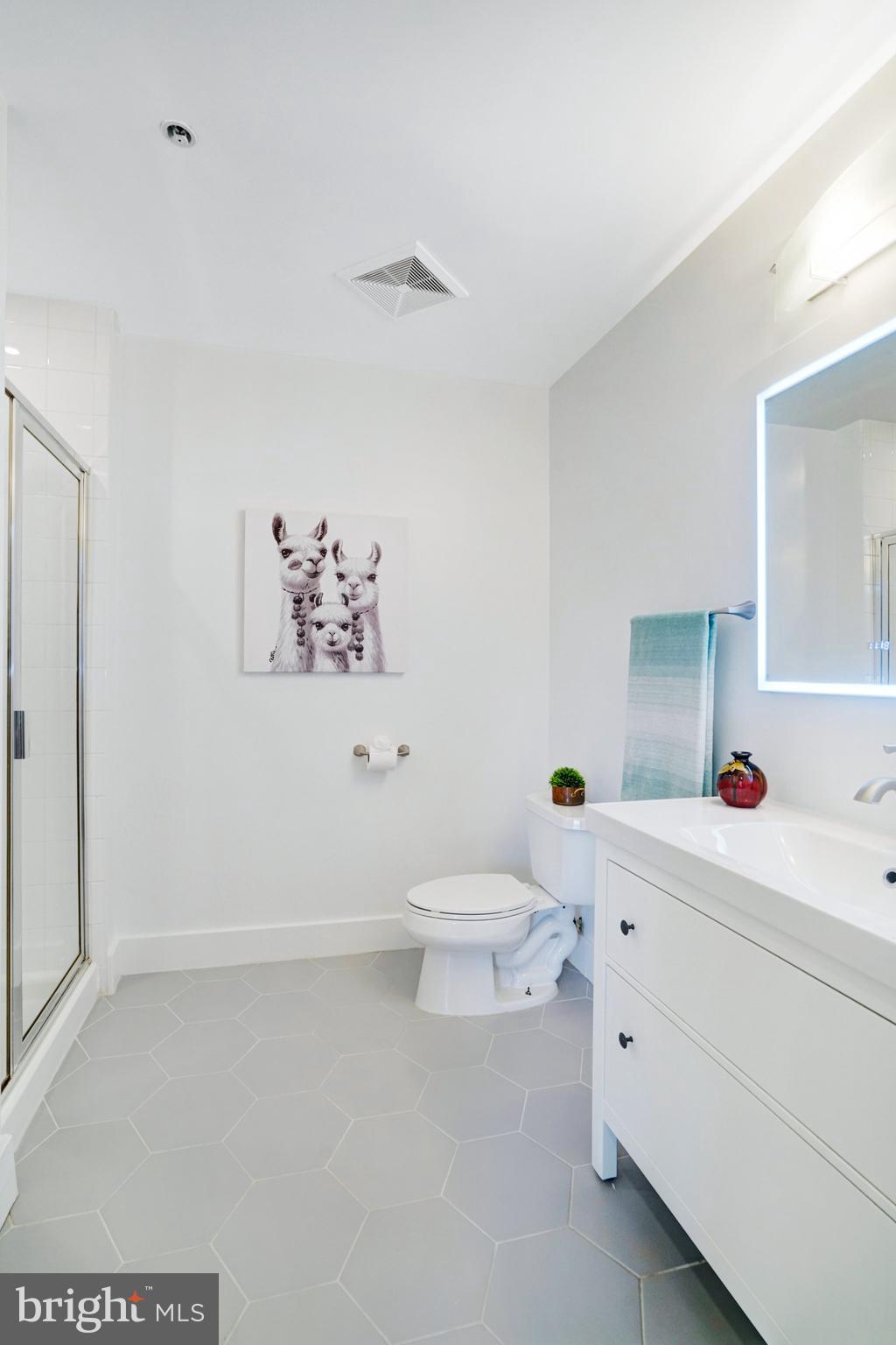 1200 N HARTFORD ST #502