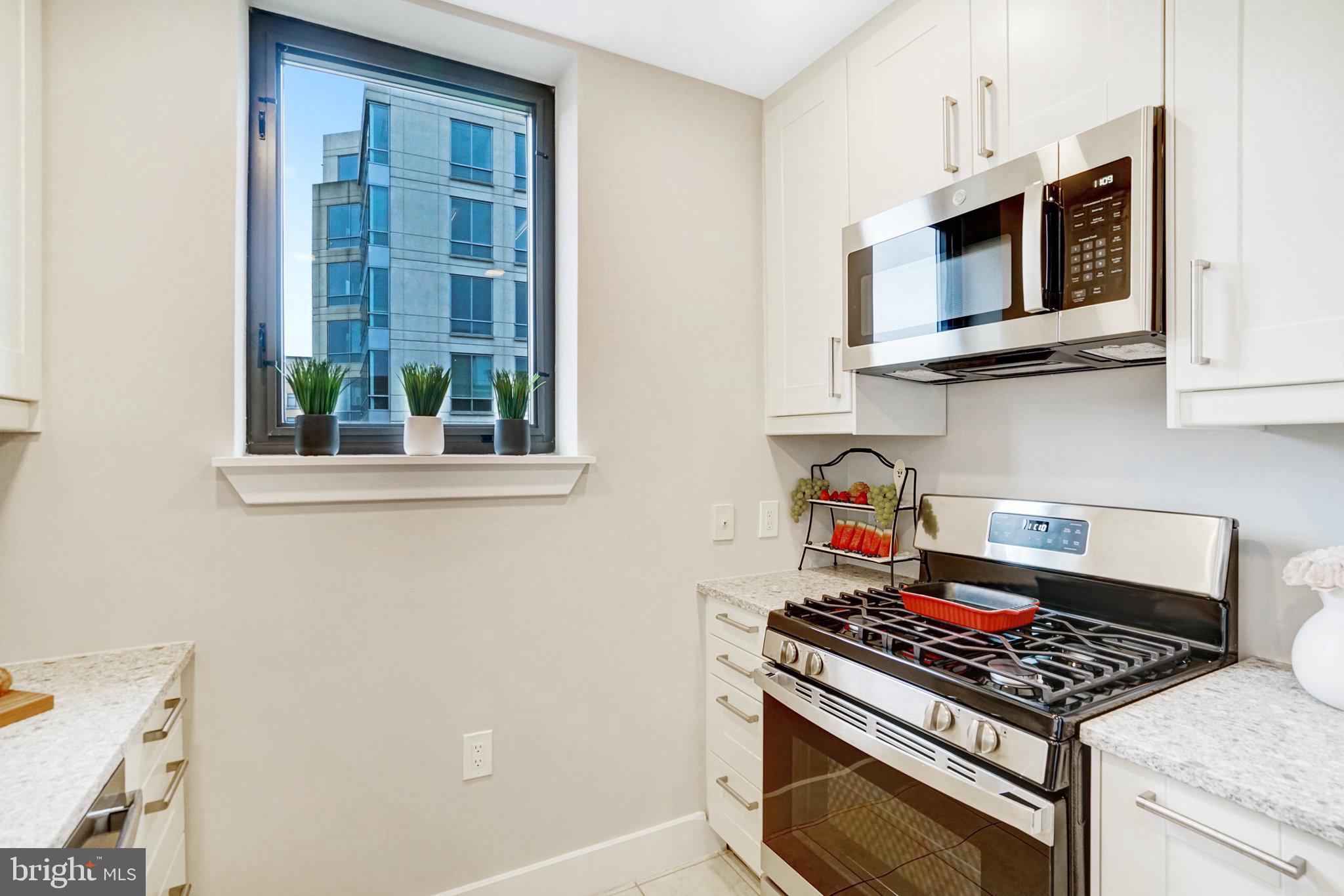 1200 N HARTFORD ST #502