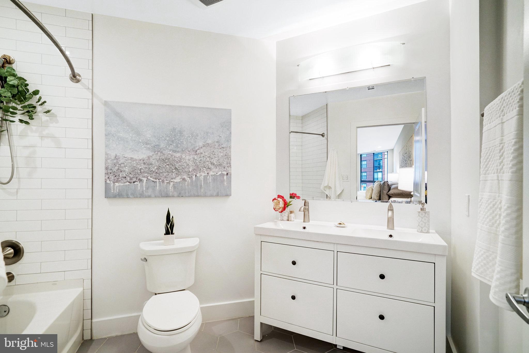 1200 N HARTFORD ST #502