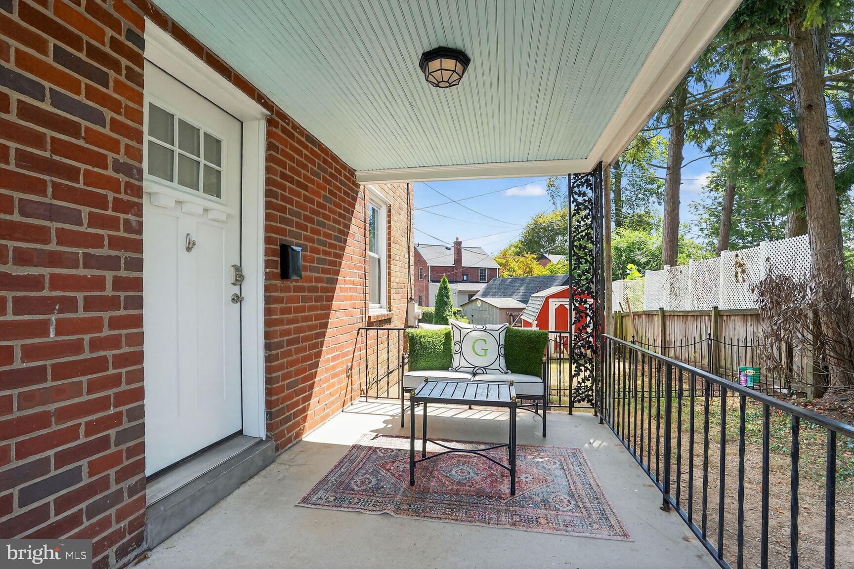 313 N GRANADA STREET