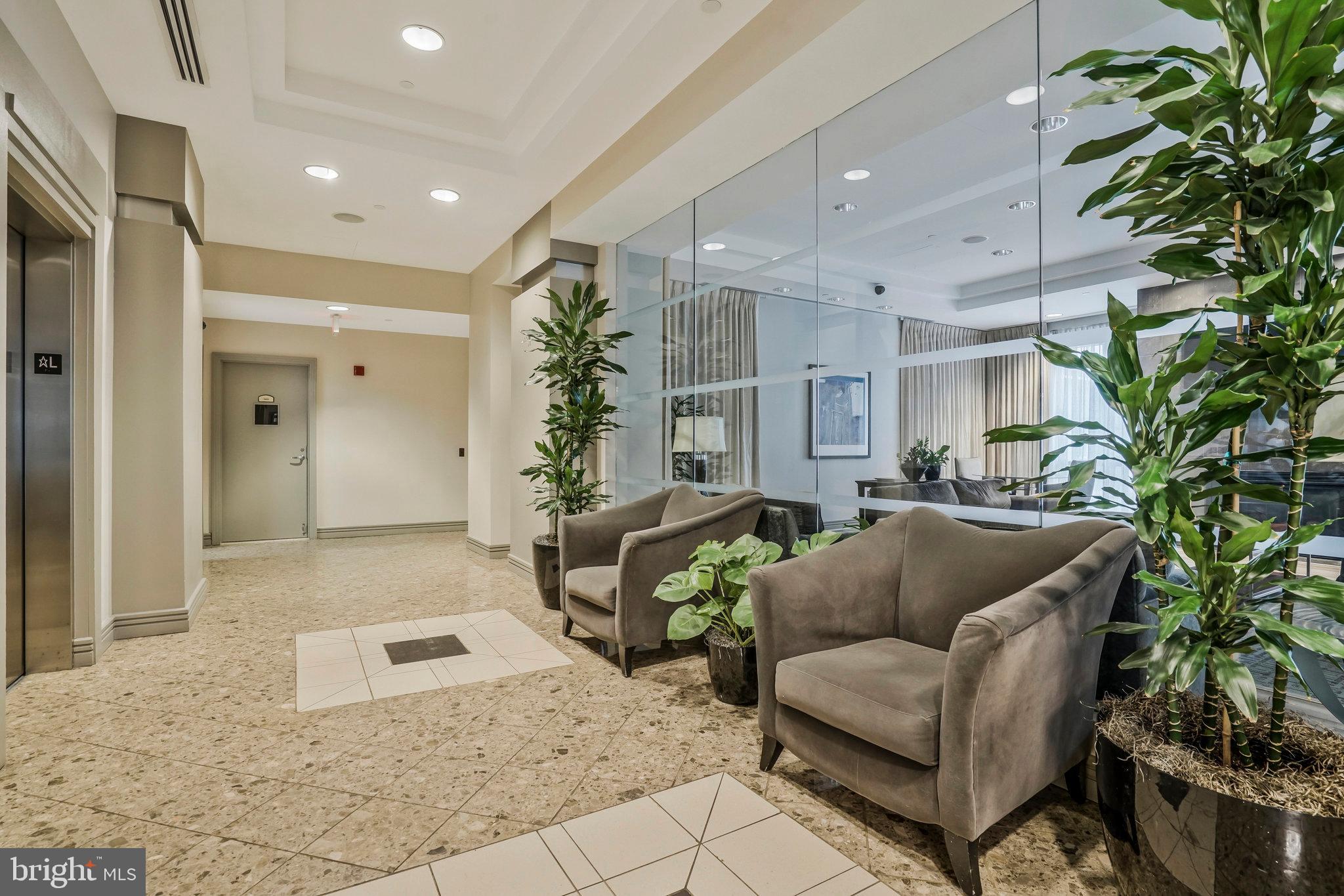 880 N POLLARD STREET 824