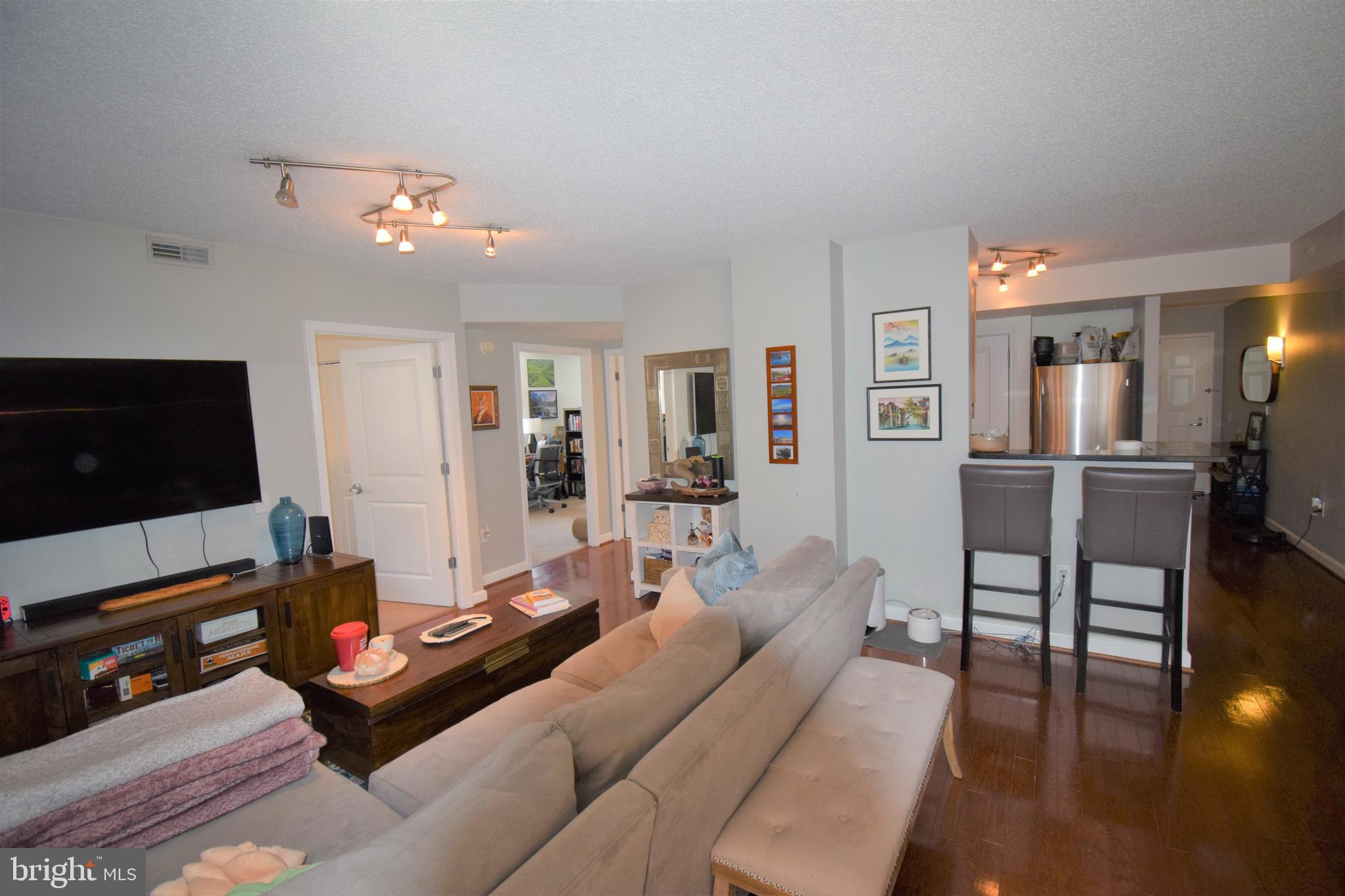 880 N POLLARD STREET 824