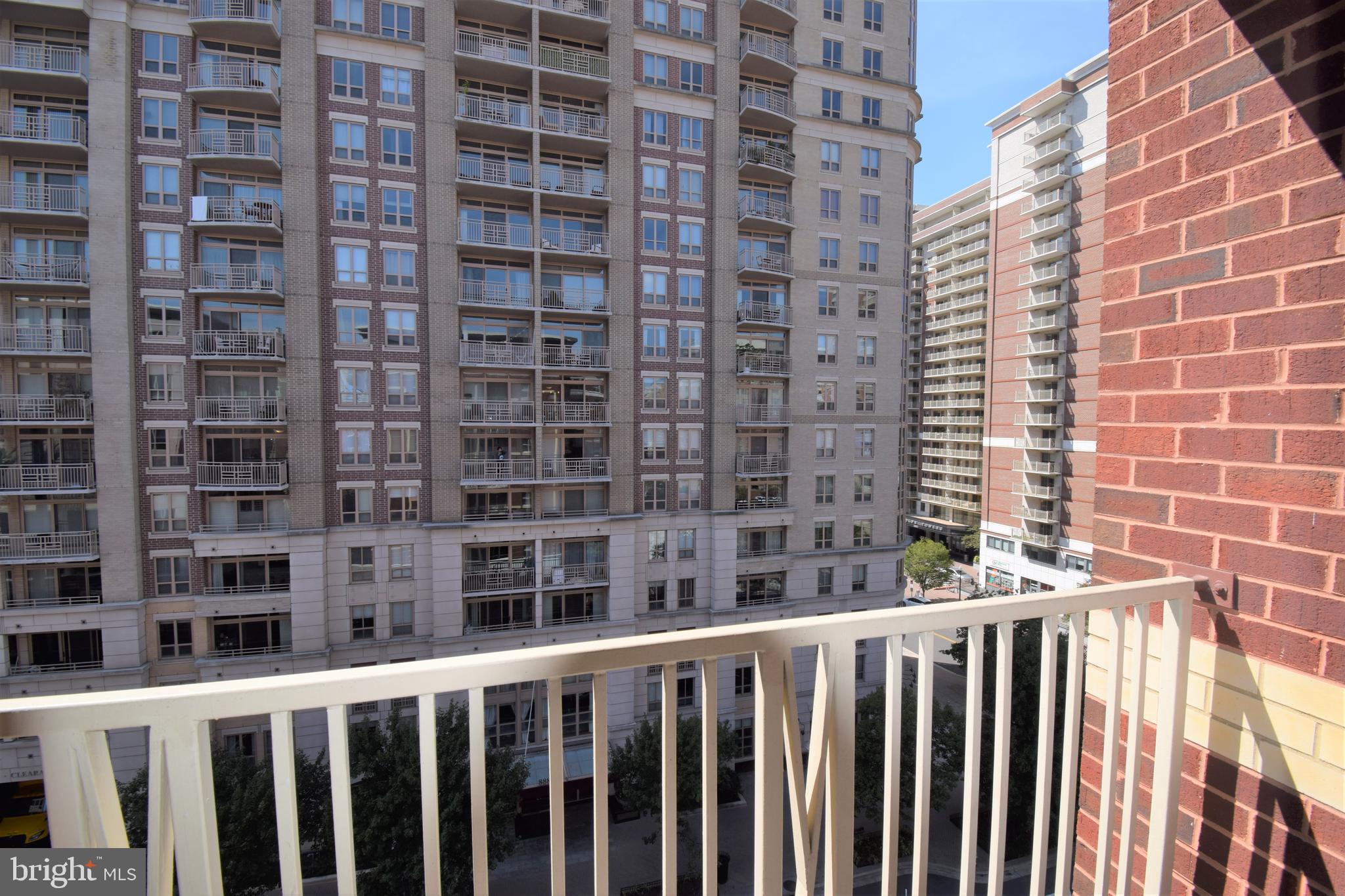 880 N POLLARD STREET 824