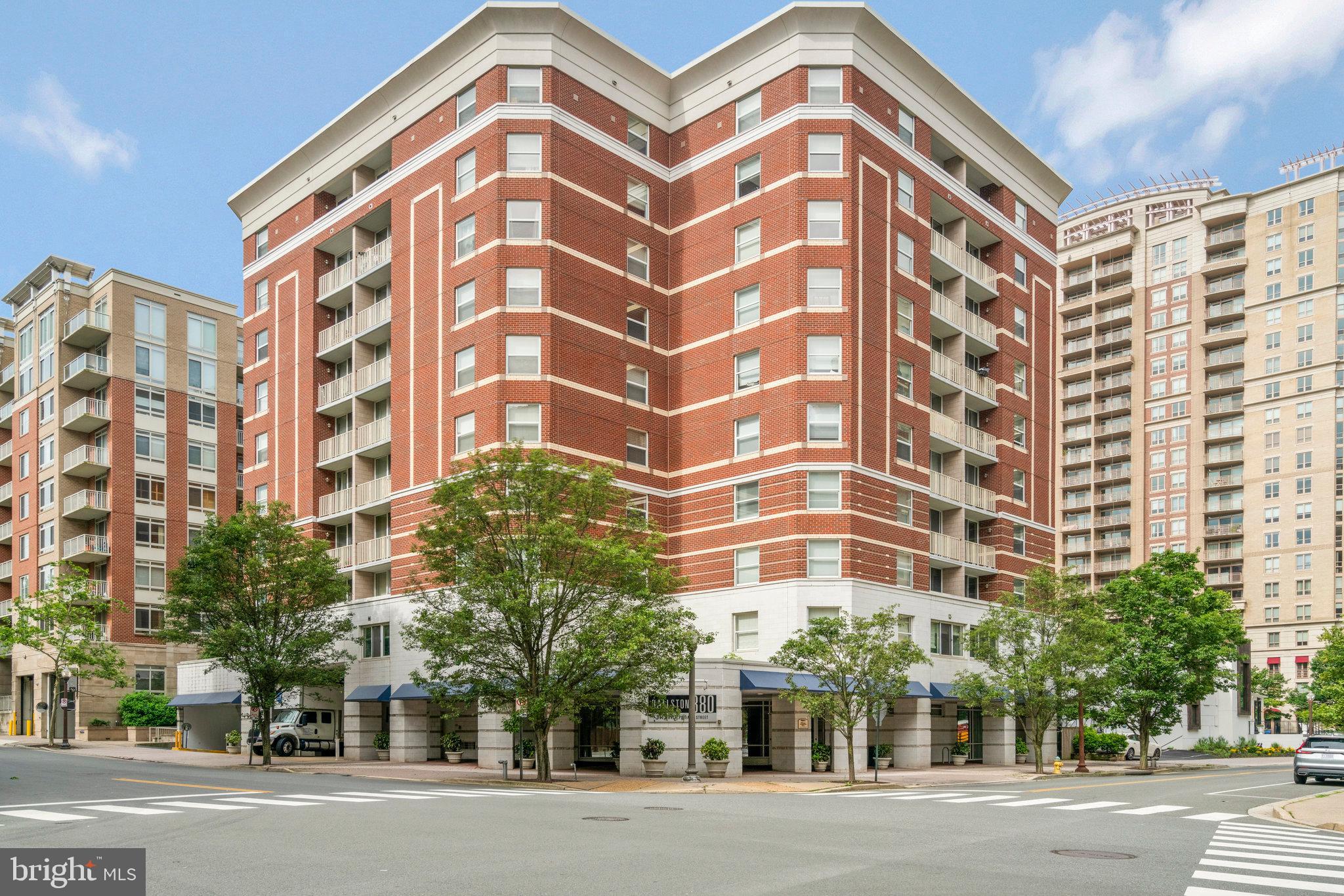 880 N POLLARD STREET 824