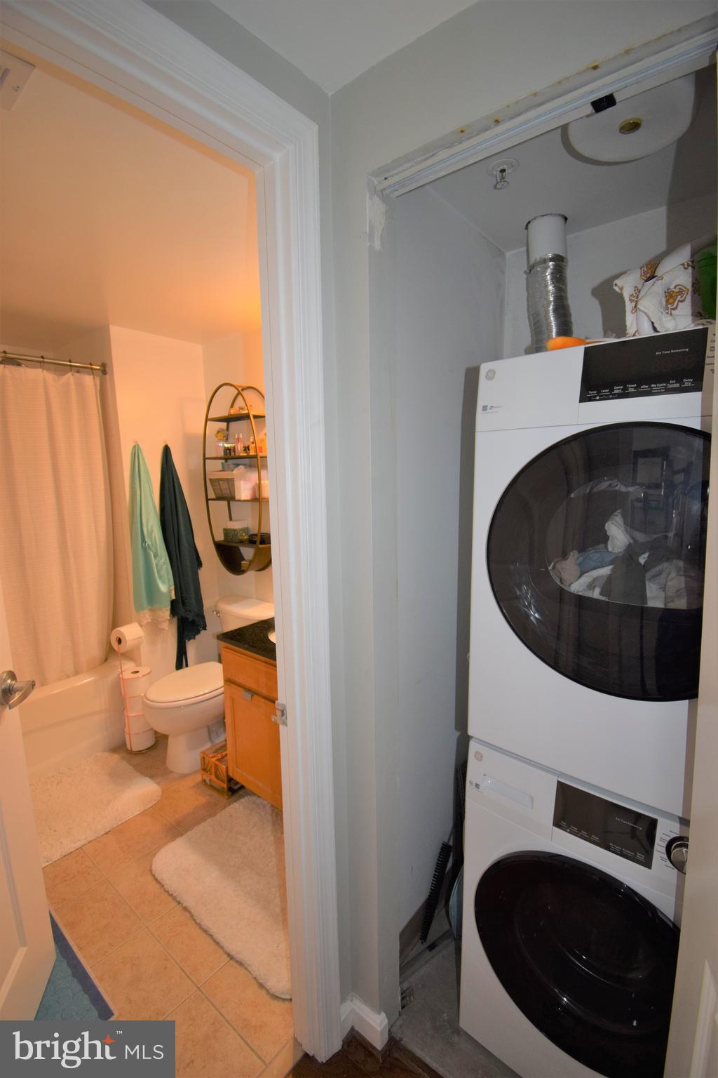 880 N POLLARD STREET 824