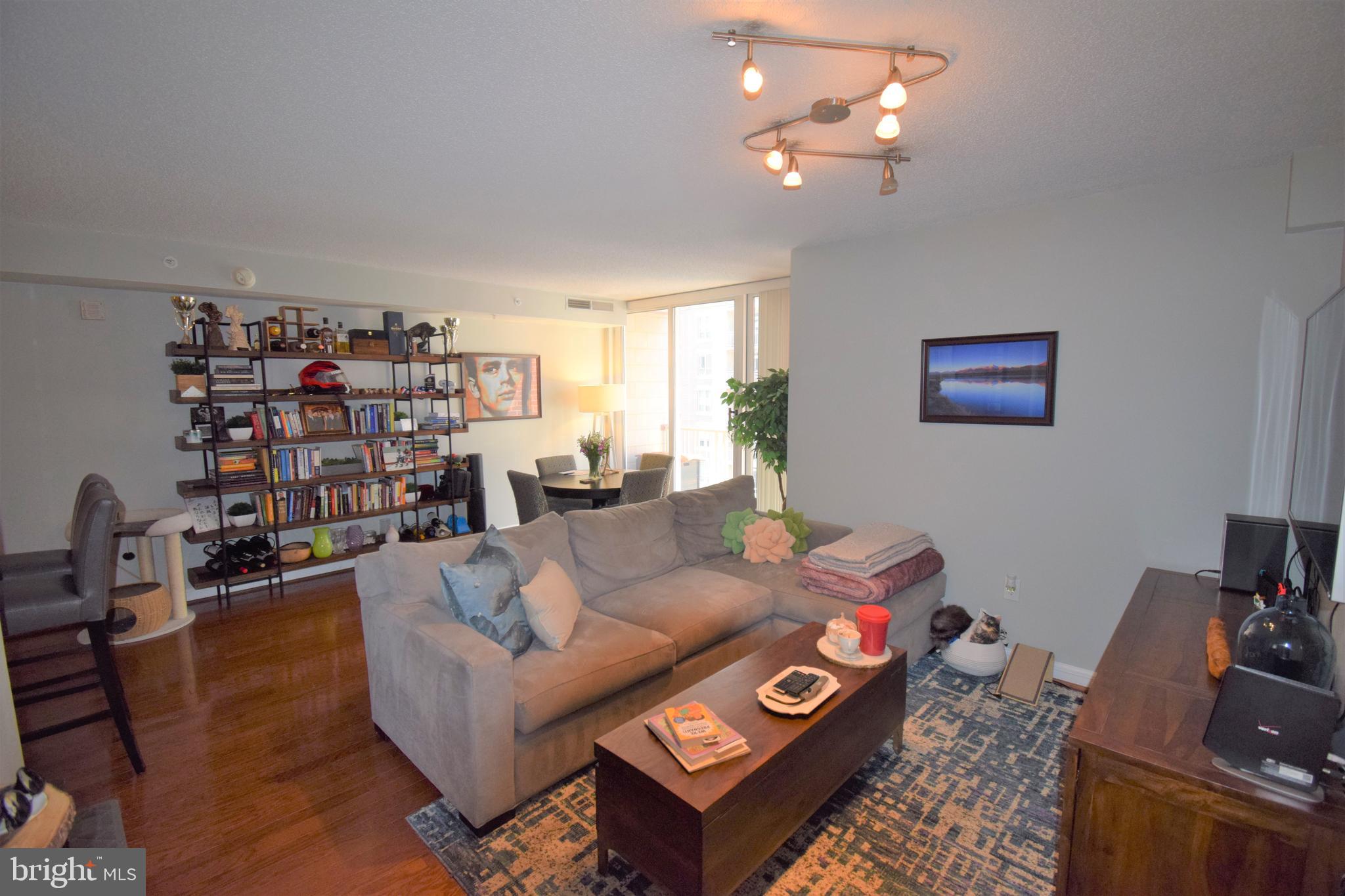 880 N POLLARD STREET 824