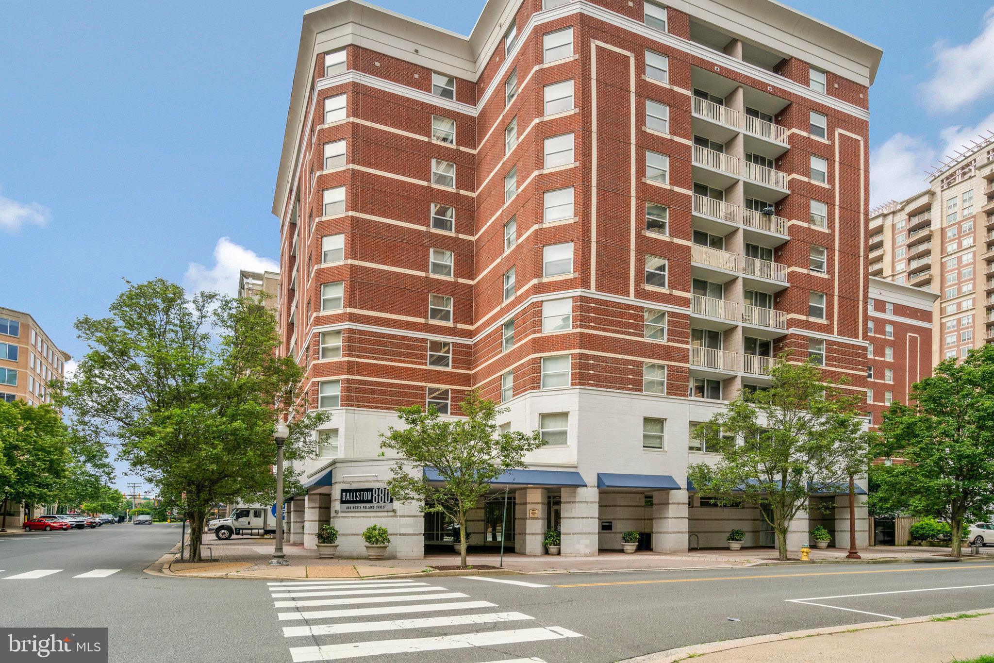 880 N POLLARD STREET 824