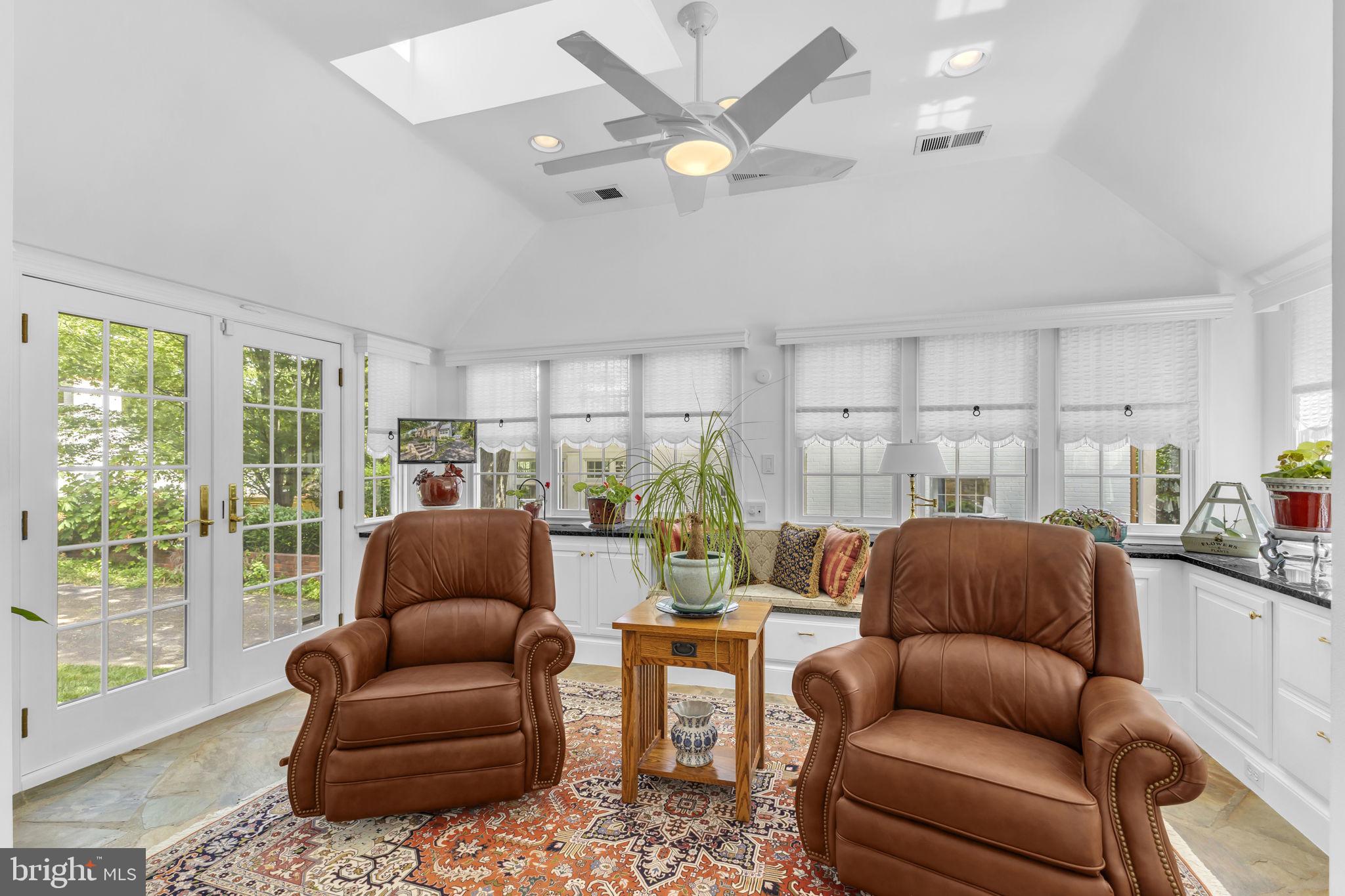 6223 LANGSTON BOULEVARD