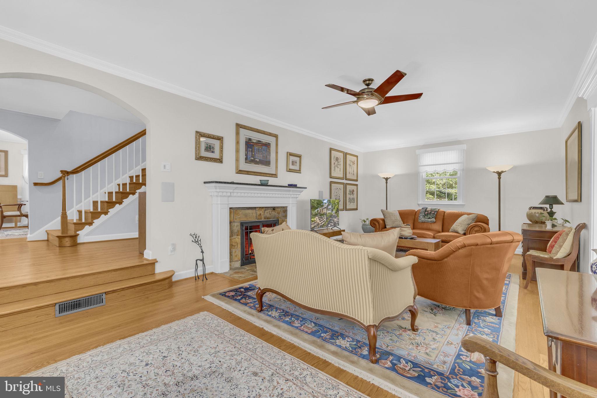 6223 LANGSTON BOULEVARD