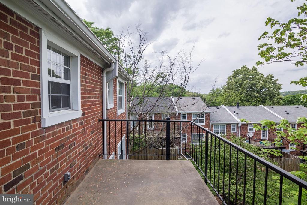 4626 28TH ROAD B S B