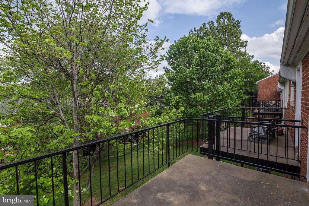 4626 28TH ROAD B S B